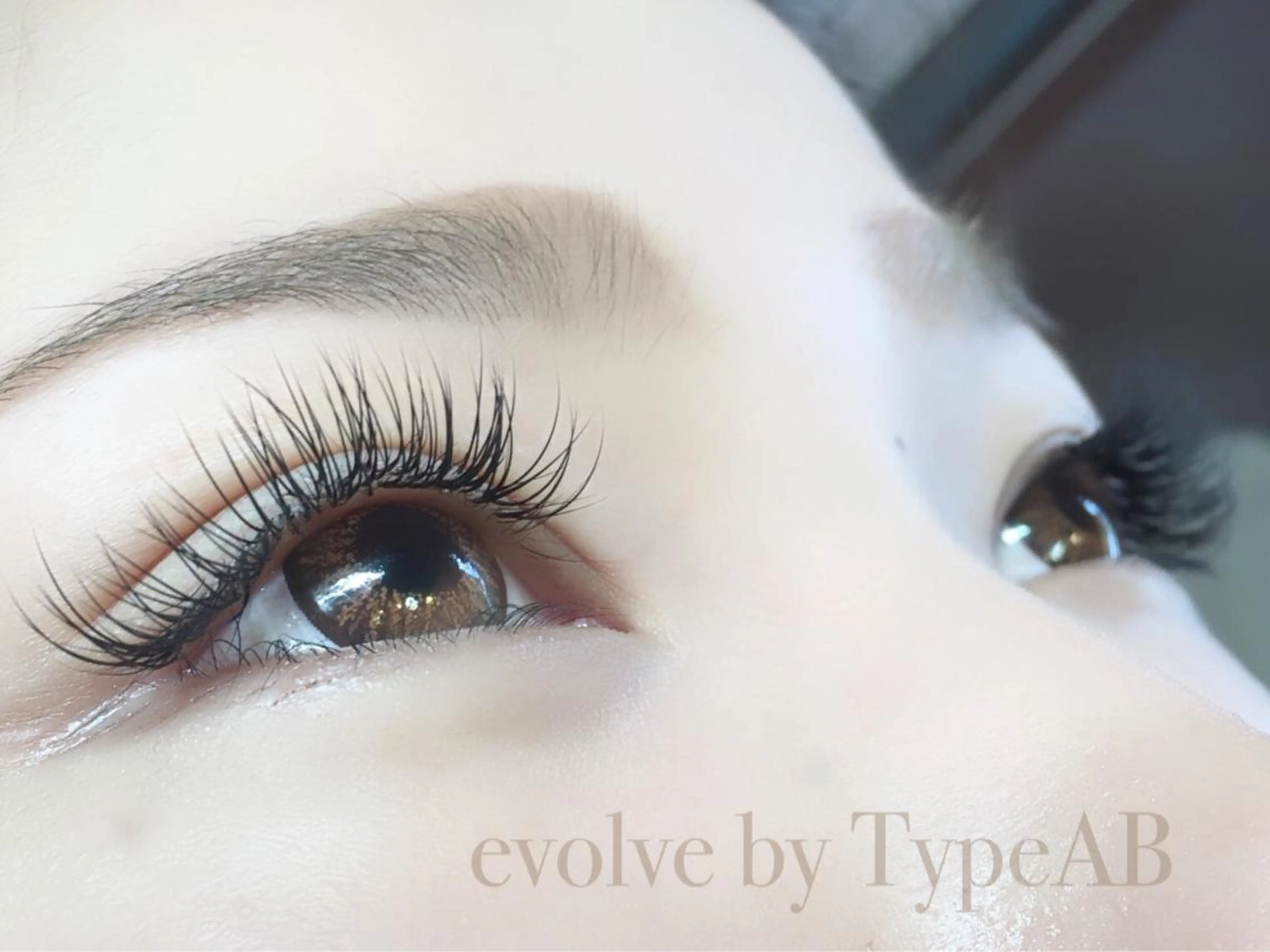 マツエク・マツパ 目尻長め evolve by TypeAB所属・evolve  by TypeABのマツエク・マツパデザイン