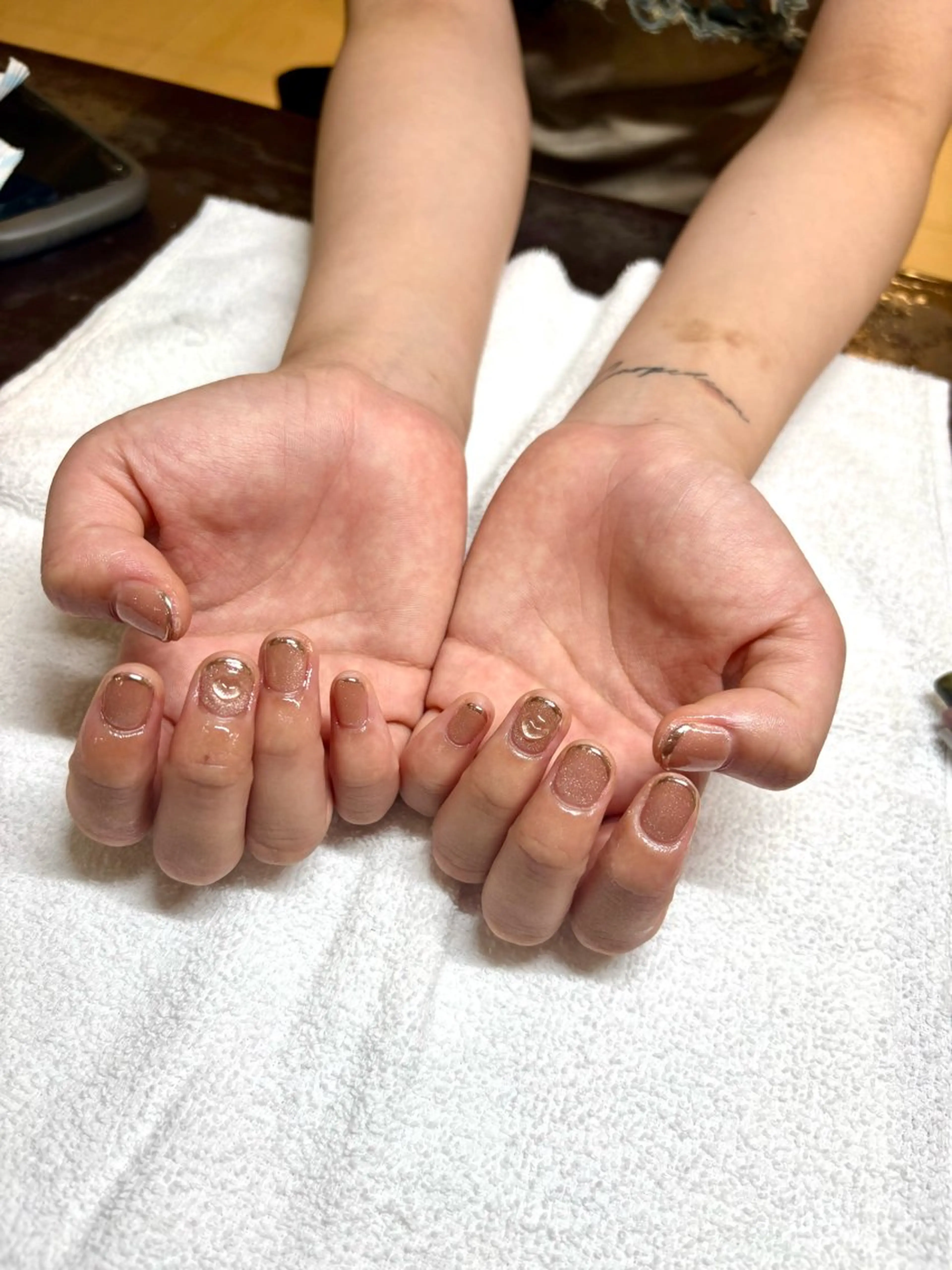 ネイル フレンチネイル マグネットネイル ミラーネイル ハンドネイル Of  hair宮崎台店所属・菊池 菜月のヘアスタイル