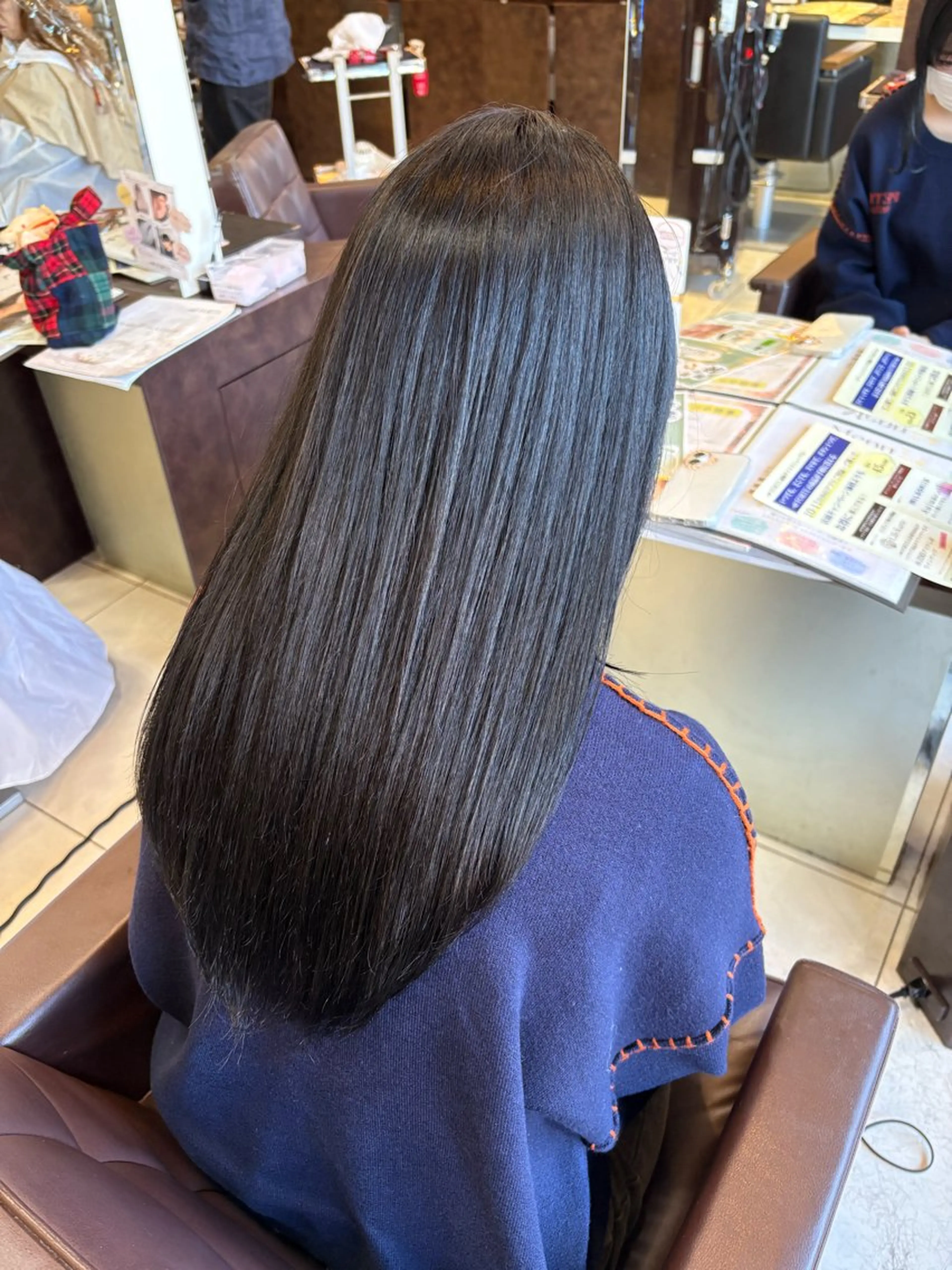 セミロング カラー 黒髪 ブルーカラー ブルーブラック 透明感カラー 韓国風カラー カット ヘアカラー トリートメント 🤎韓国ヘア ベージュ まゆか🤎のヘアスタイル