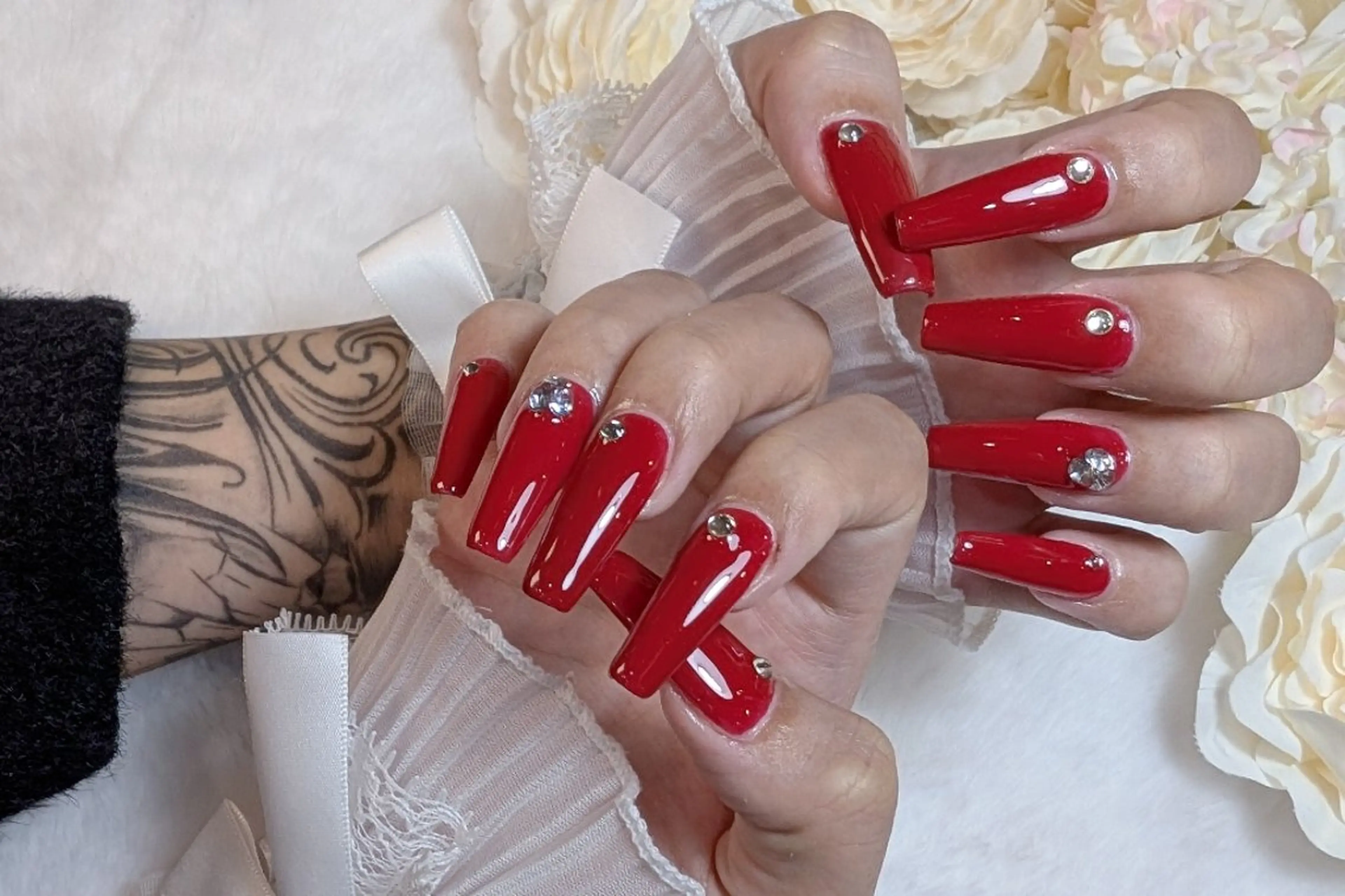 ロング カラー フローラネイルエステ所属・Nail Nailのネイルデザイン