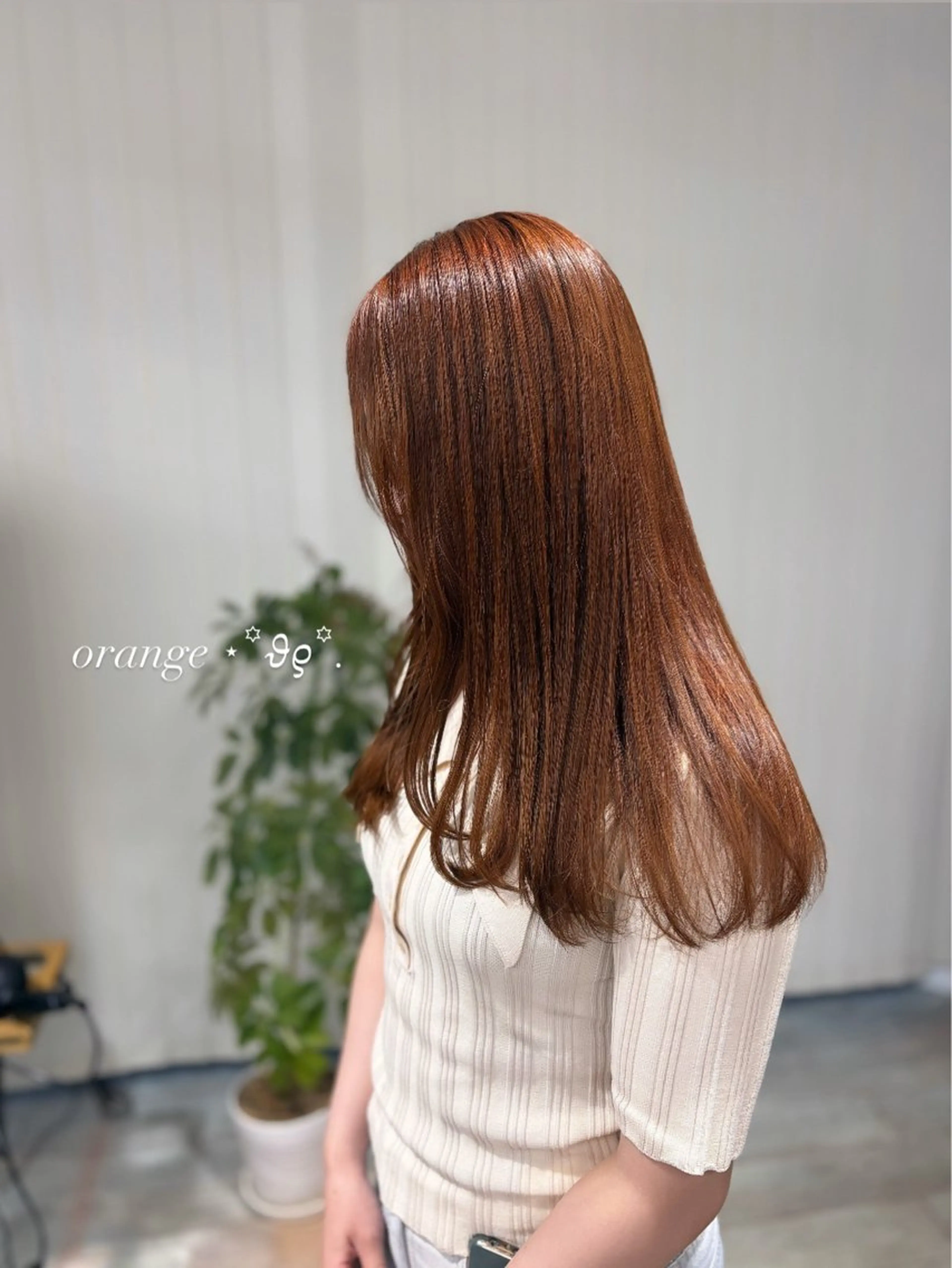 ロング カラー オレンジ シミズ カエデ🍁のヘアスタイル