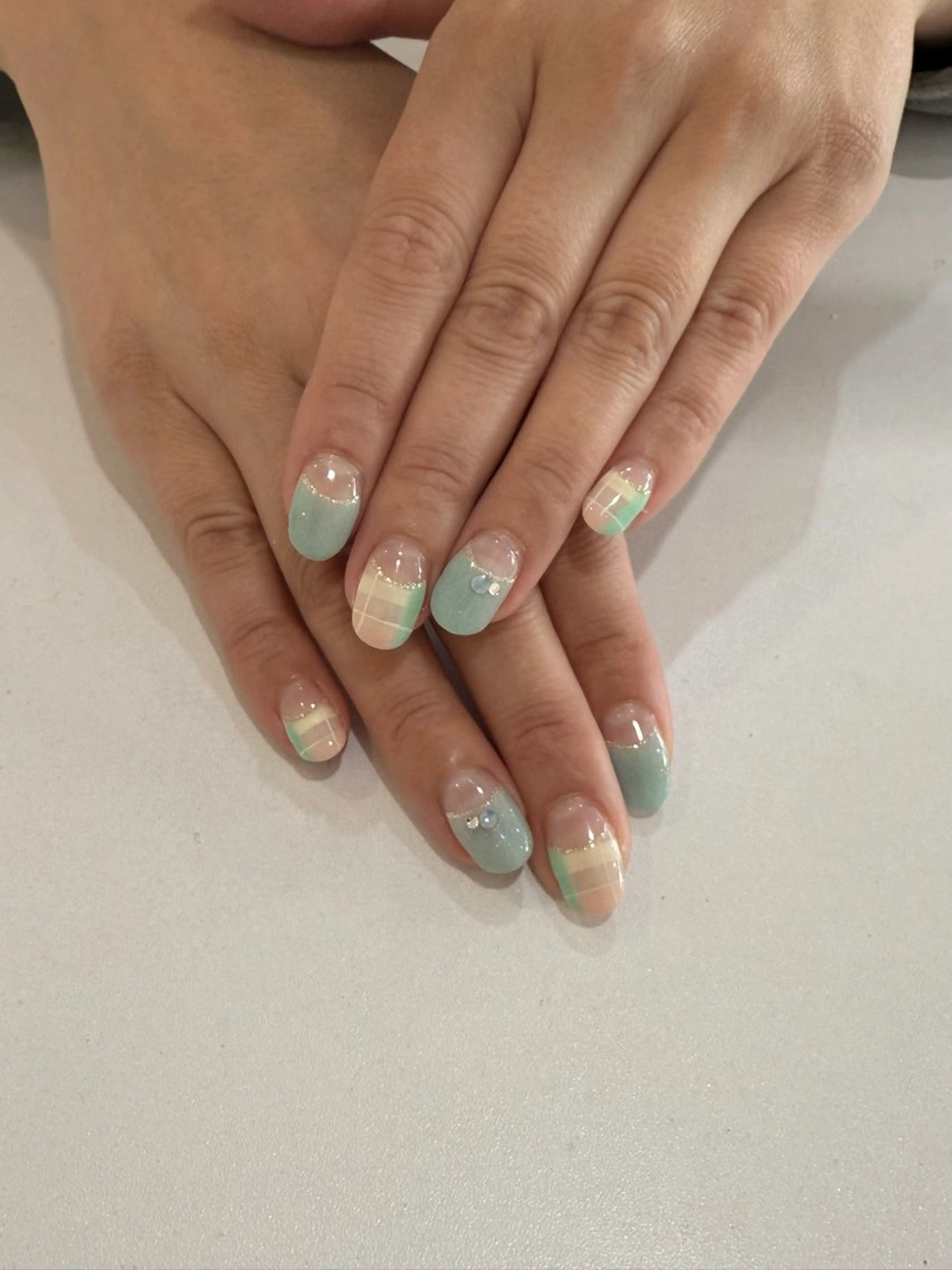 ネイル Blue Reef 四谷三丁目所属・たかの はづきのネイルデザイン