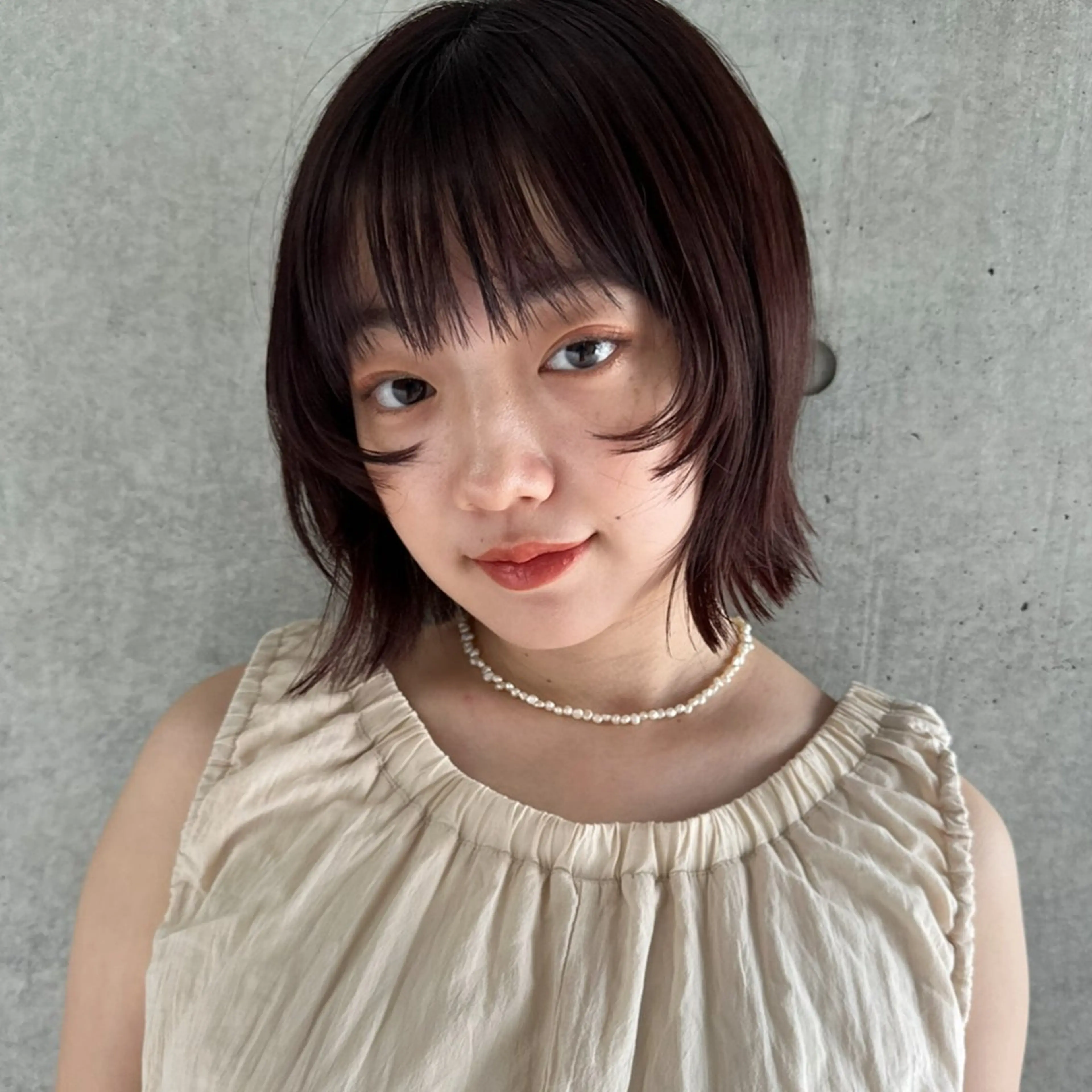 ショート カラー ダブルカラー ボブ 顔まわりレイヤー レイヤーカット ボブ/レイヤー/ニュ アンスパーマ/小夏のヘアスタイル