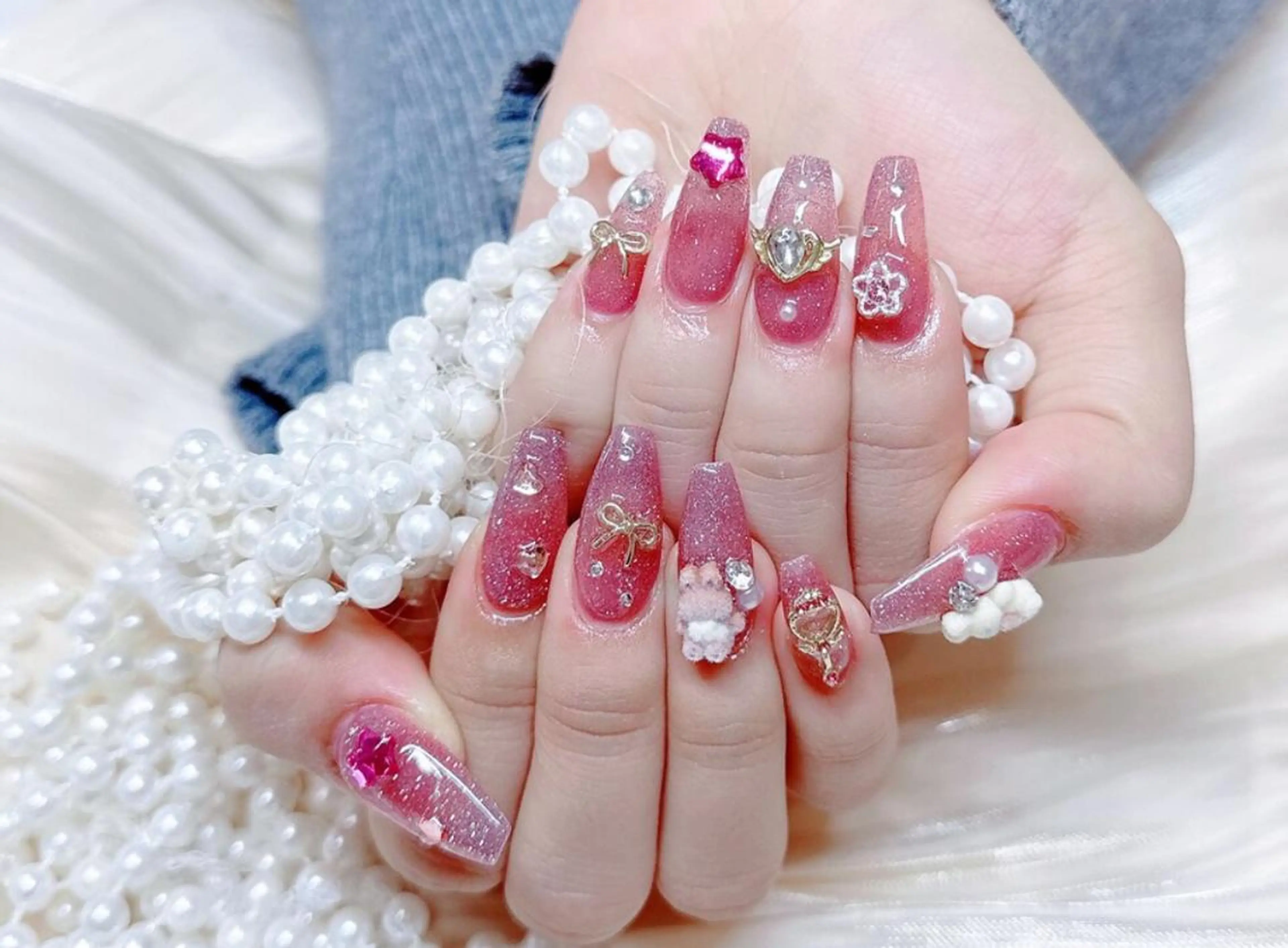 ネイル 🐳彩羽チップ 長さだし専門🐳のネイルデザイン