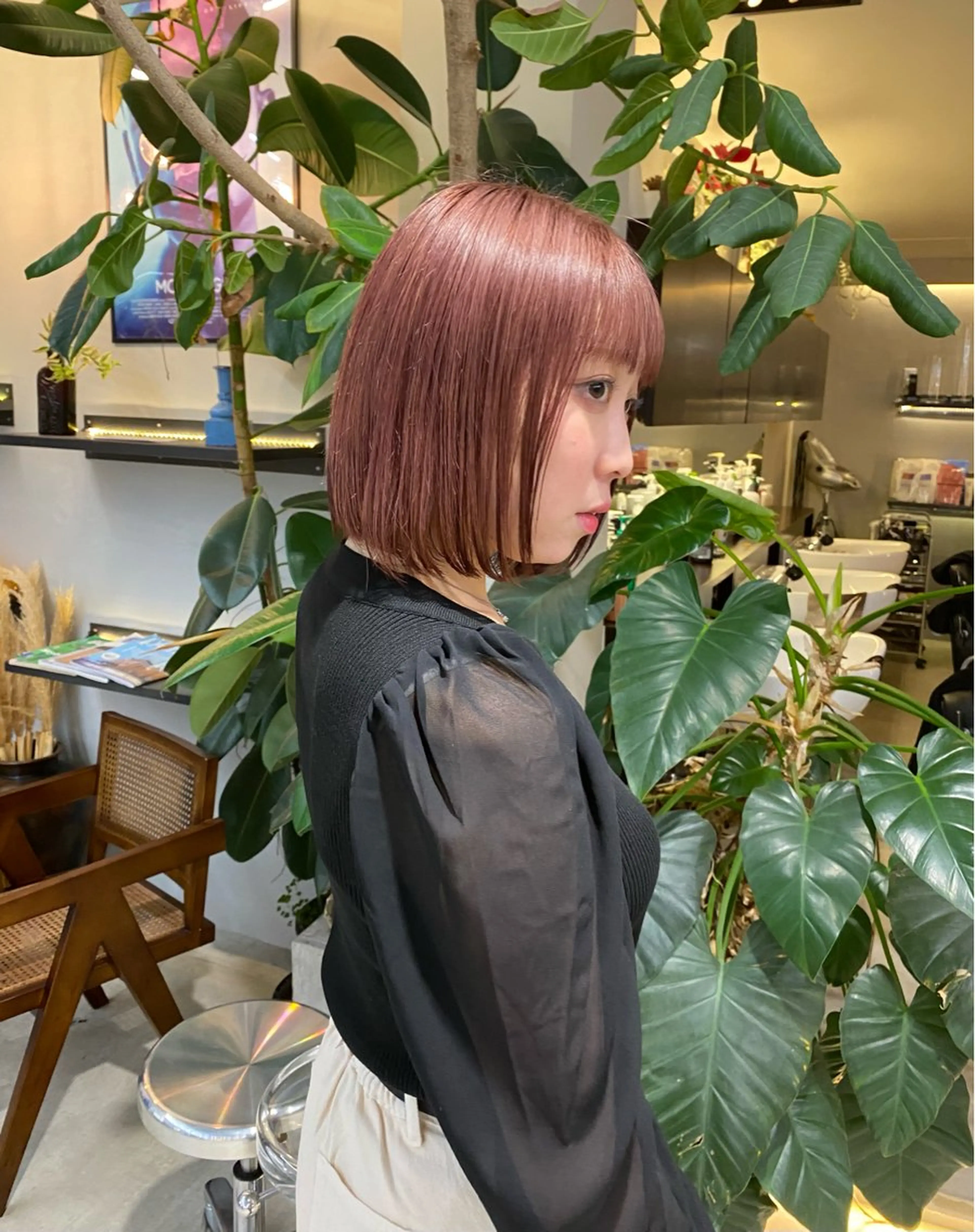 ショート カット ヘアカラー レイヤー/ボブ/ 透明感カラー/ニワのヘアスタイル