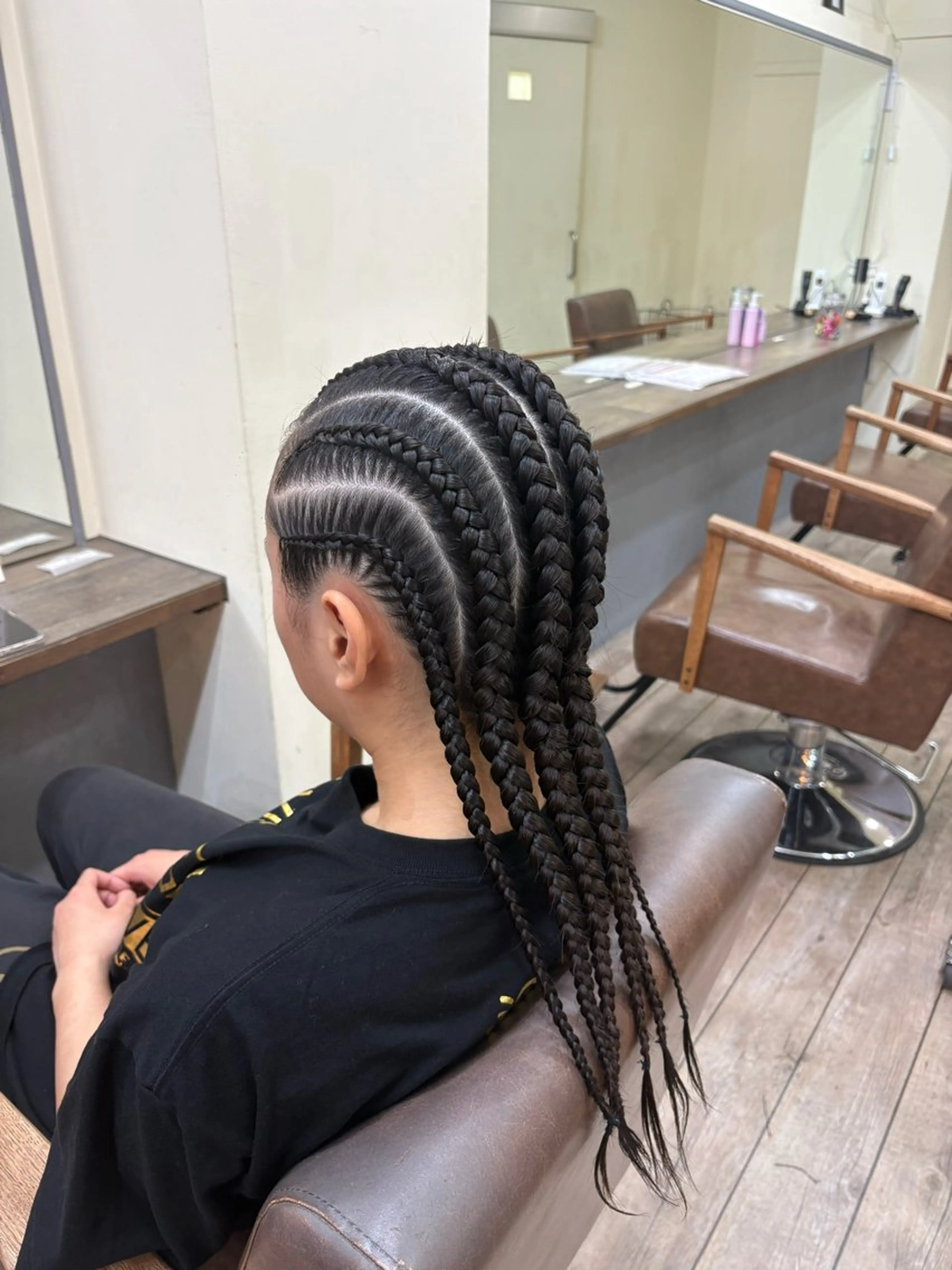 ロング ヘアセット WEST OLAND 黒坂佳乃のヘアスタイル