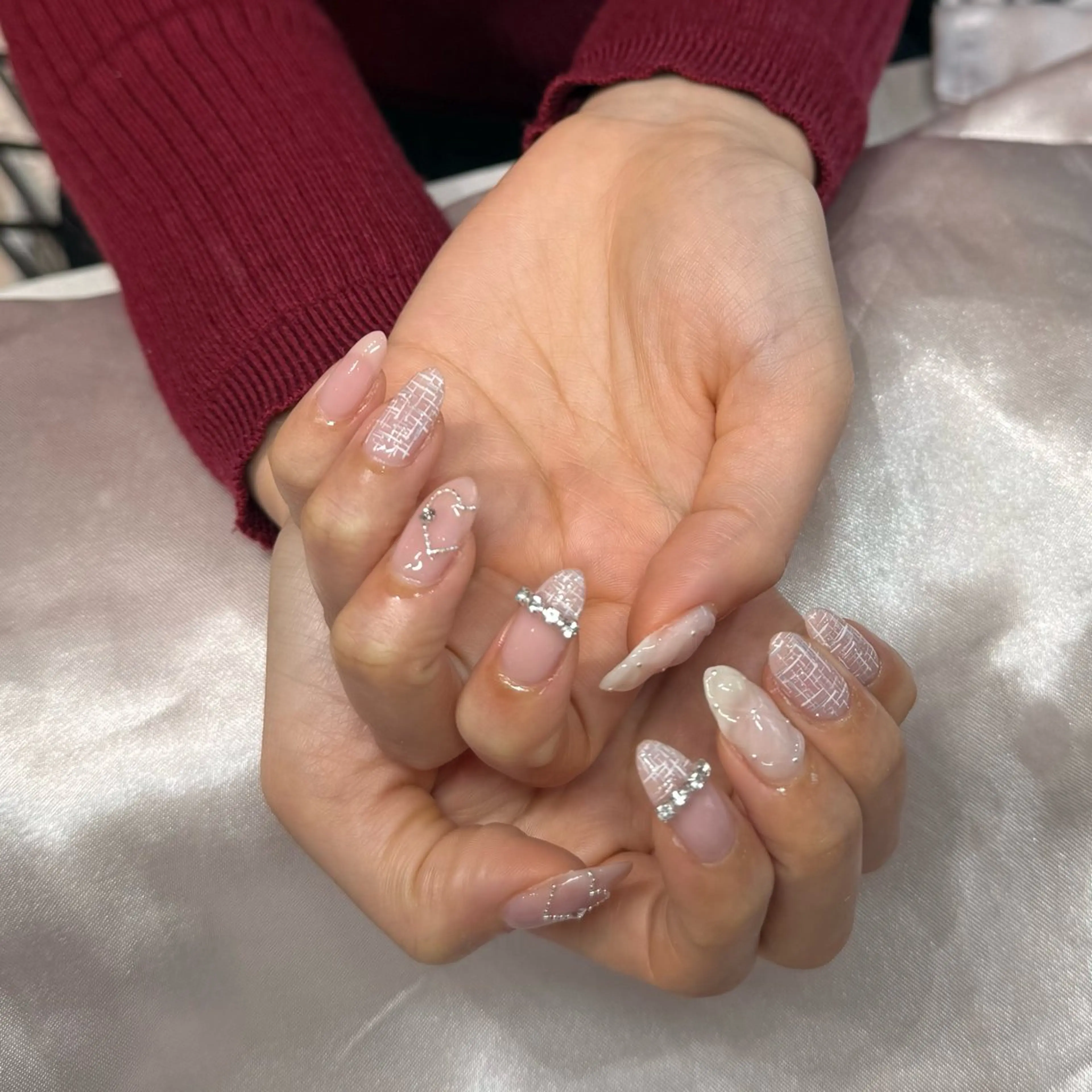 ネイル ガーリー ハンドネイル Roy心斎橋 石川のネイルデザイン