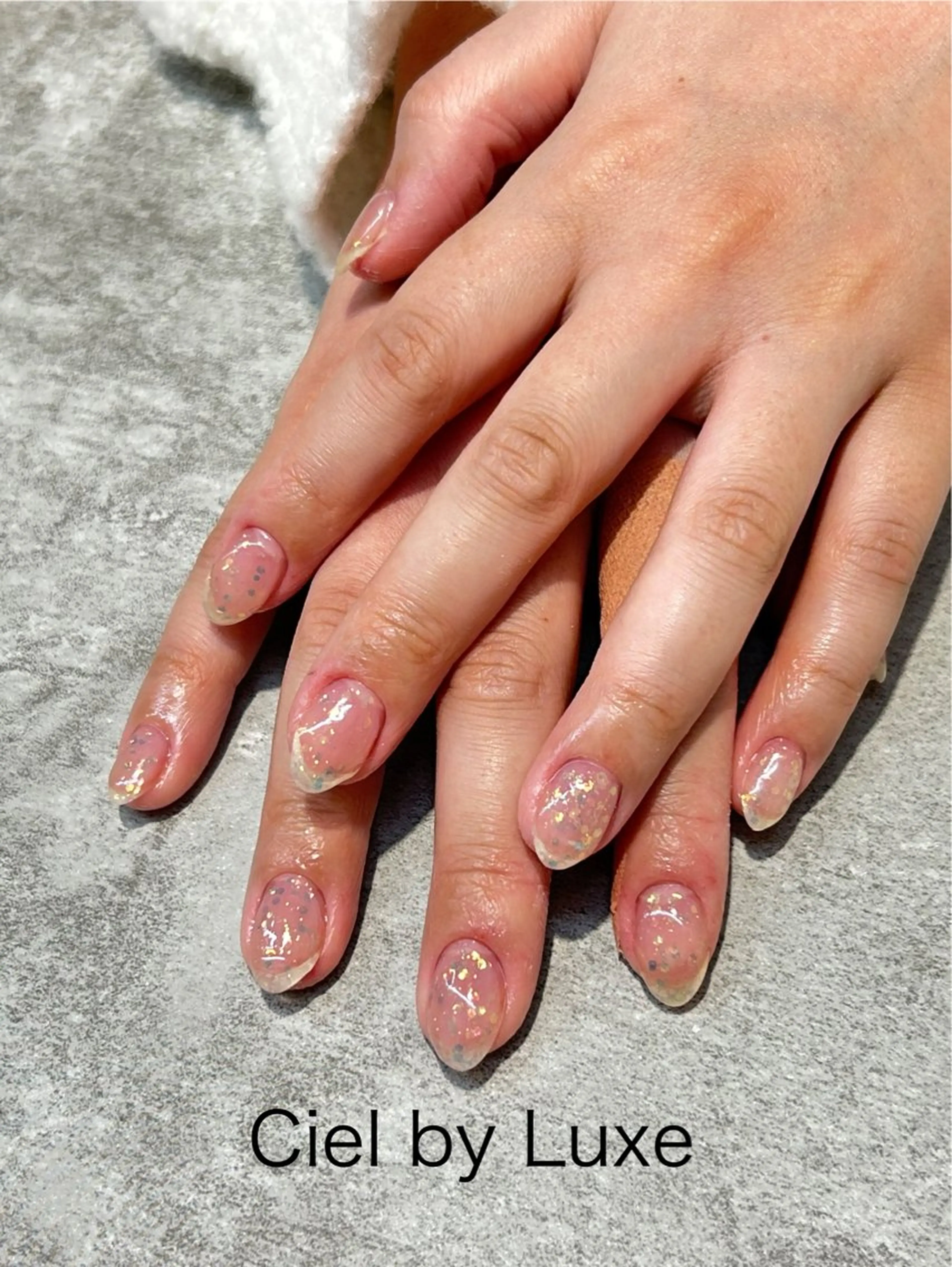 ネイル ホログラムネイル キラキラネイル ワンカラーネイル CielbyLuxe manamiのネイルデザイン