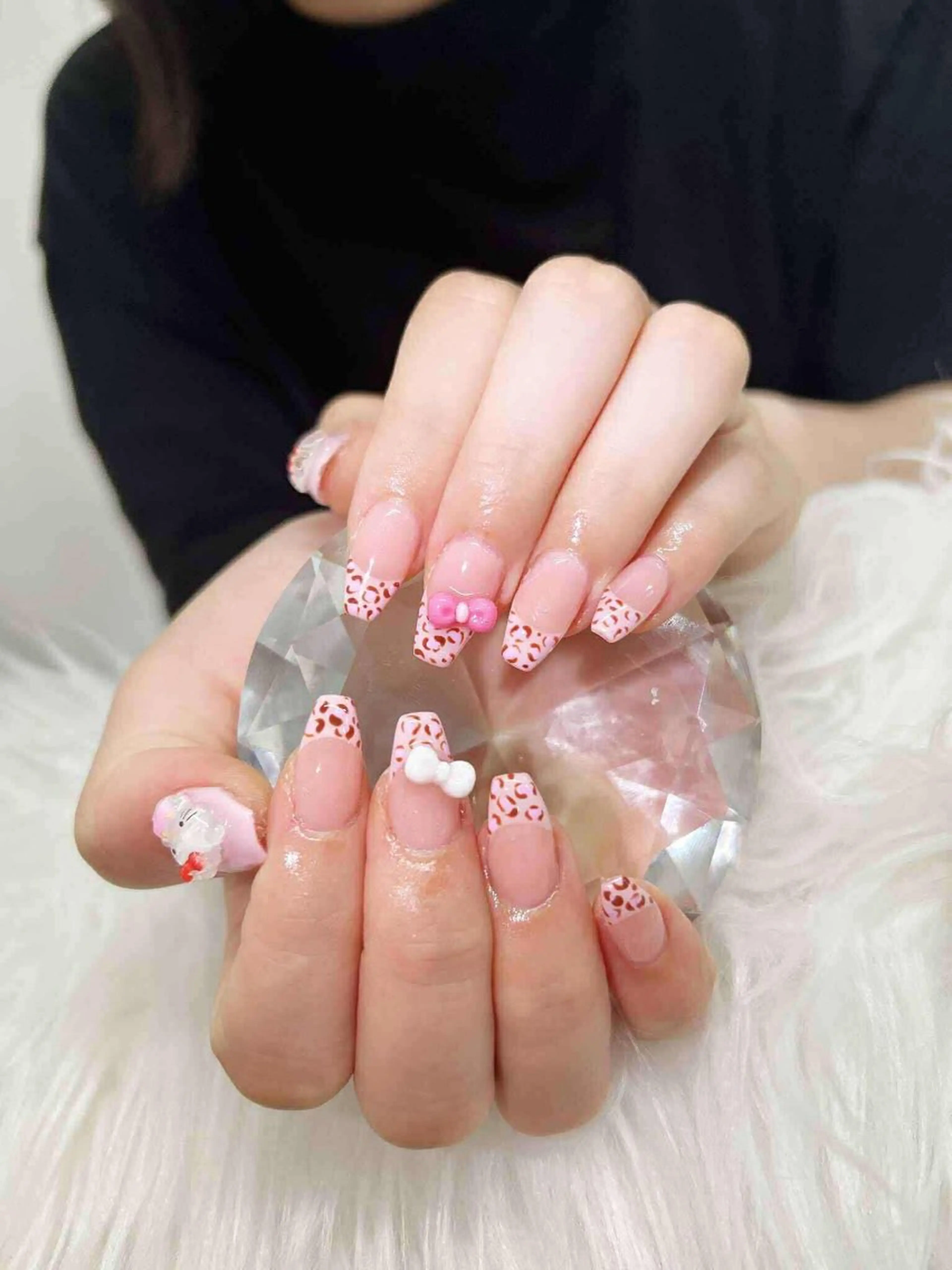 ネイル オーロラネイル チークネイル フットネイル フレンチネイル 韓国ネイル ハンドネイル Lumi Nailのネイルデザイン