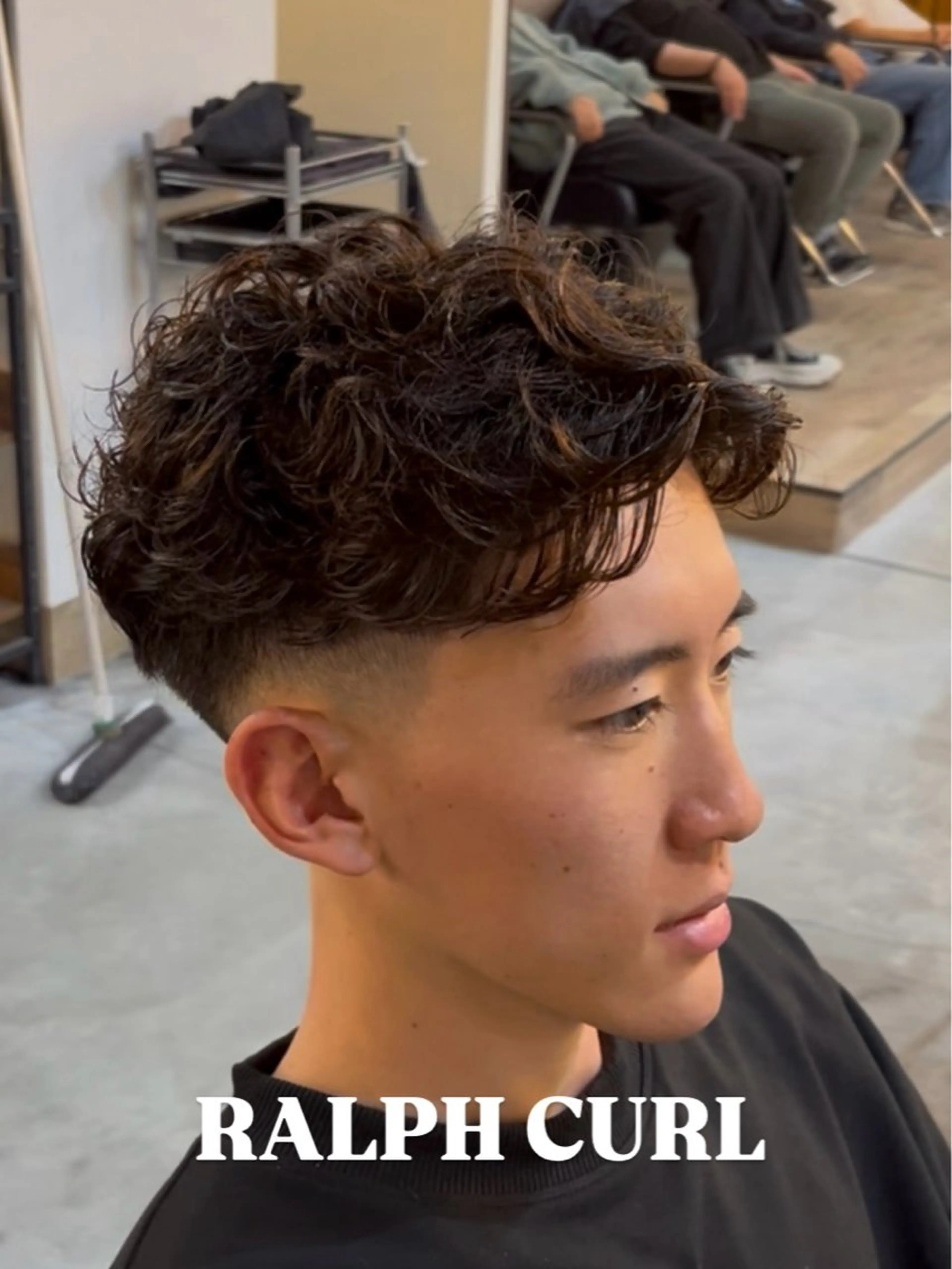 ショート パーマ メンズ カット パーマ 海外風メンズ🇺🇸 💈N.Yuto💈のヘアスタイル