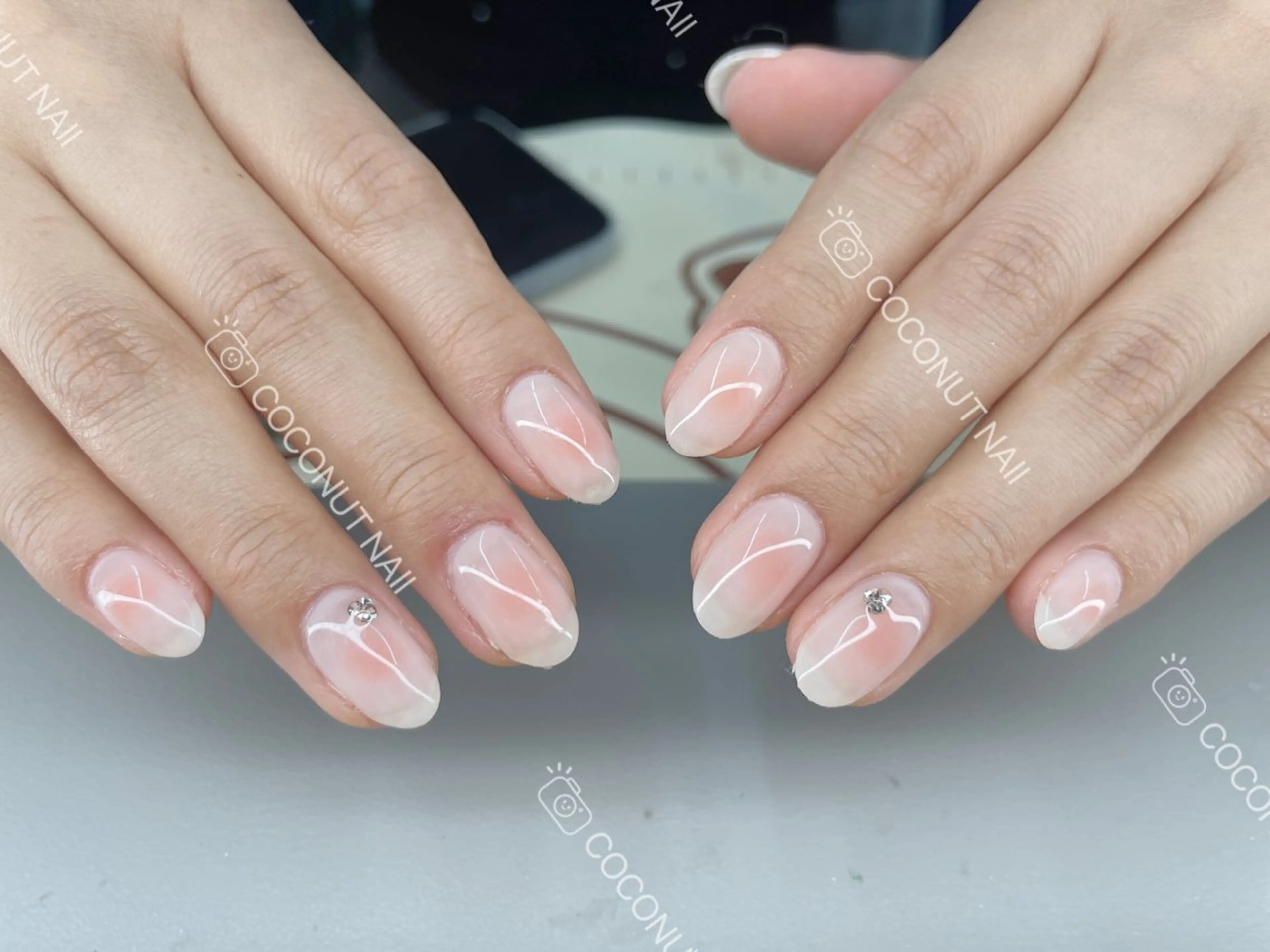 ネイル ハンドネイル 神田 ココナッツのネイルデザイン