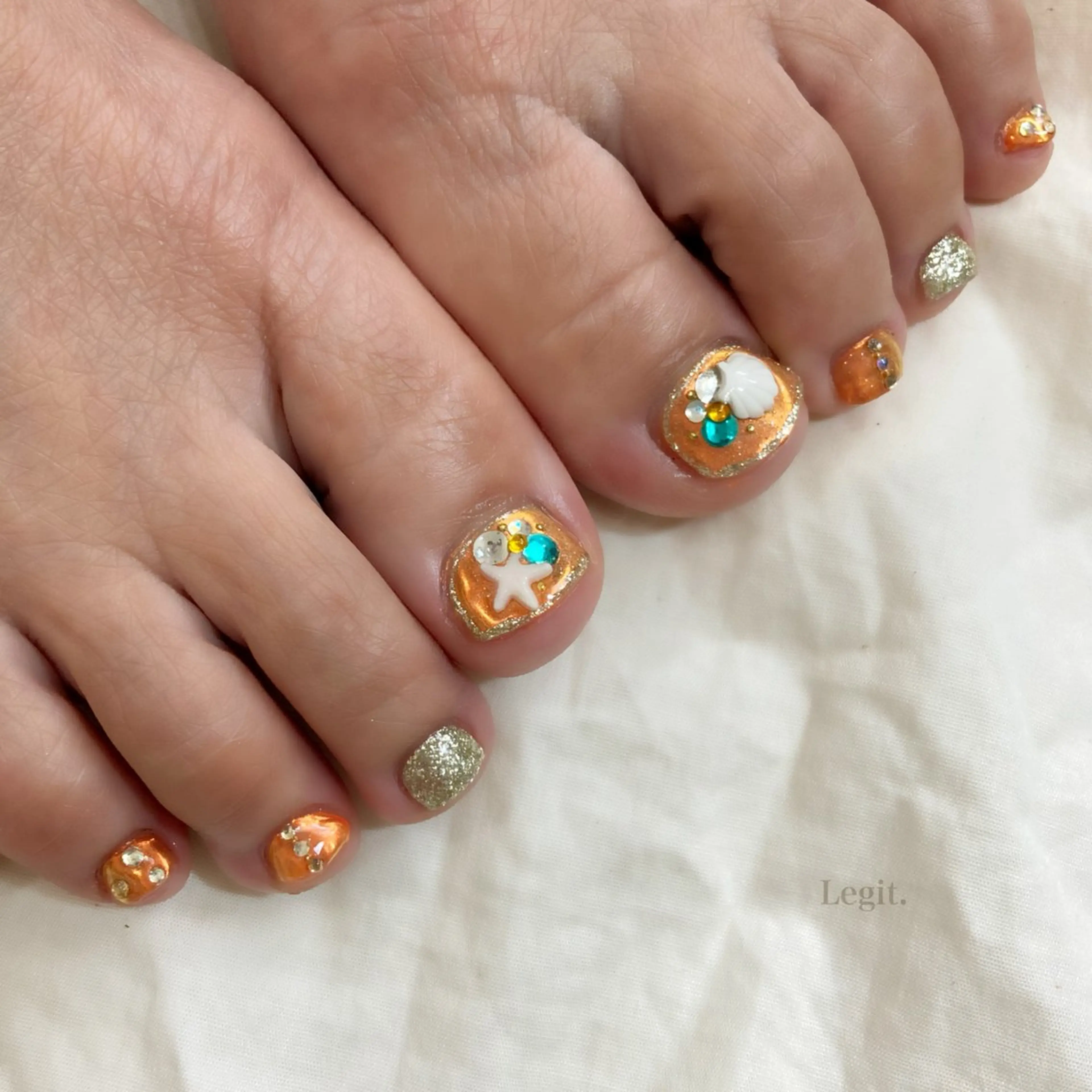 ネイル Legit nail salonのネイルデザイン