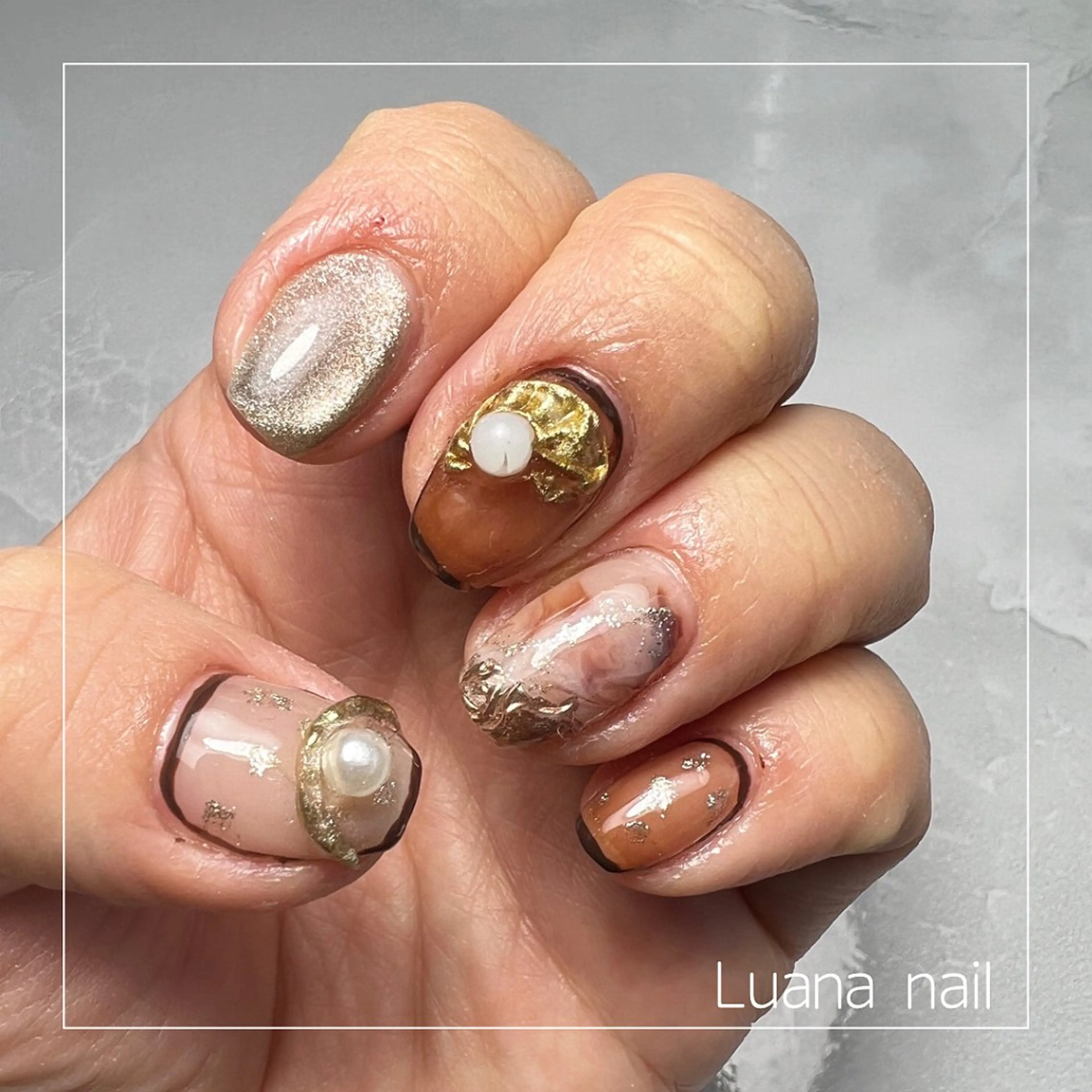 ネイル ブラウン ゴールド Luana nailのネイルデザイン