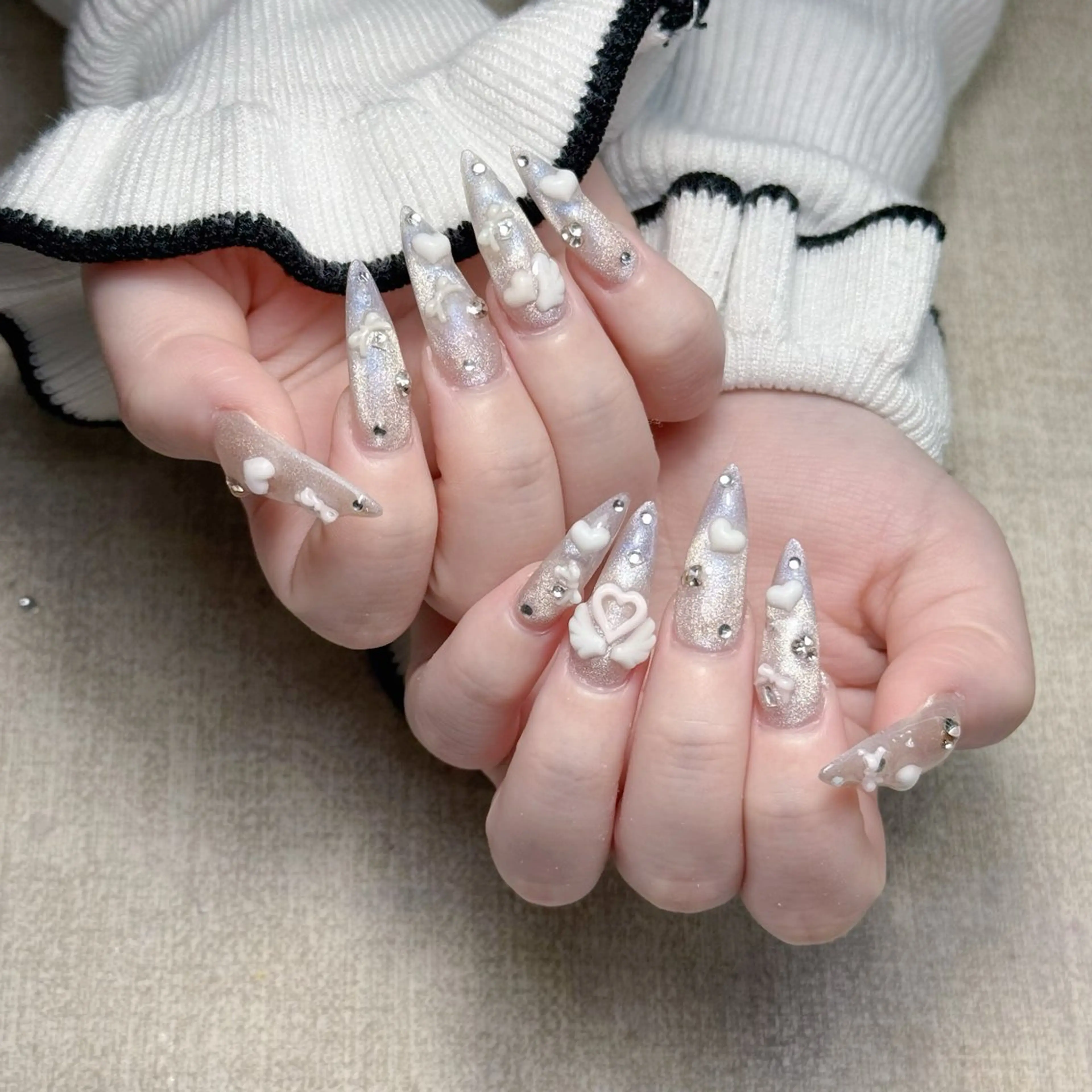 ネイル ハンドネイル ハンドケア いちご chan novaのネイルデザイン