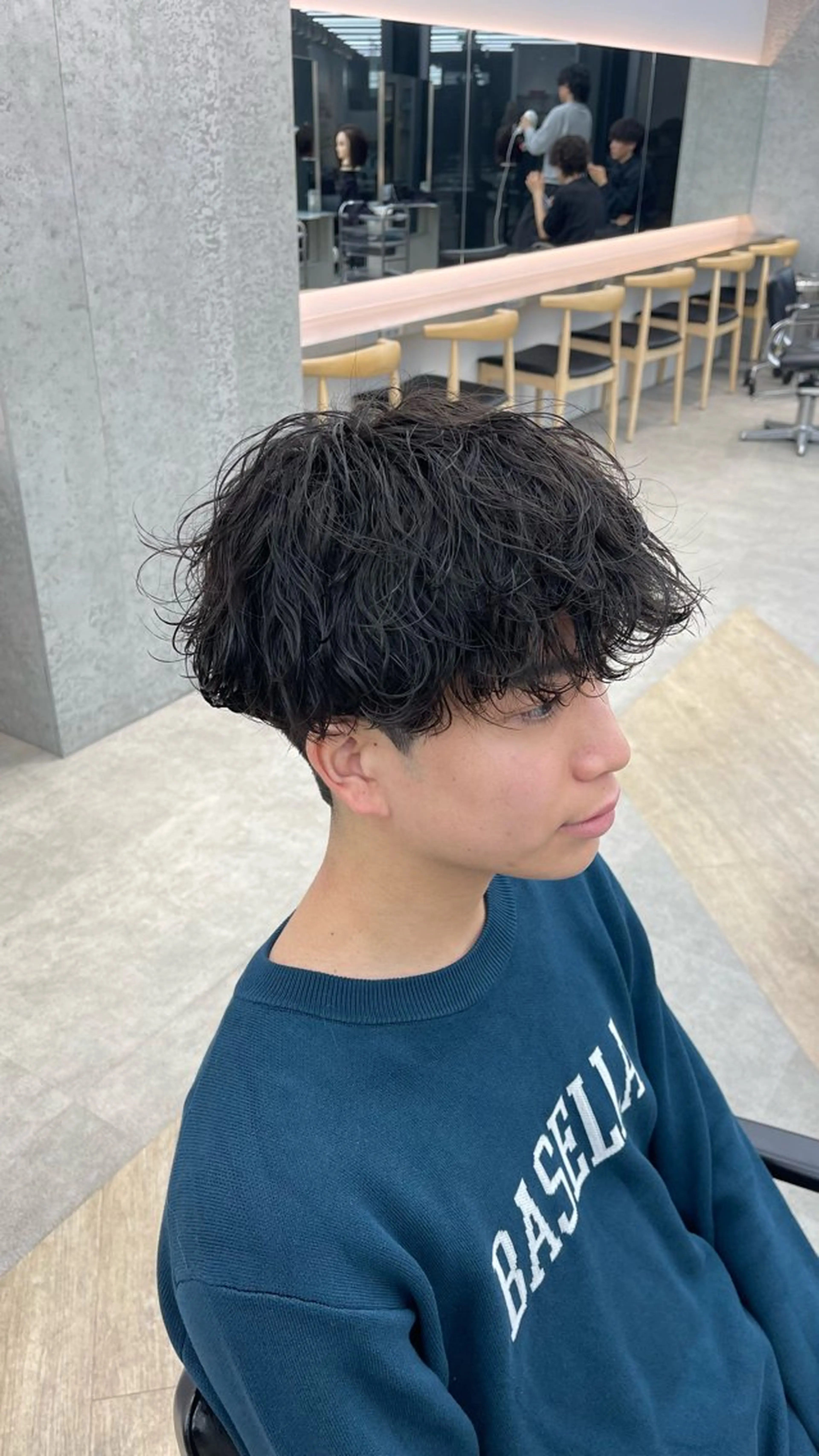 ショート カラー パーマ メンズ キッズ メンズパーマ 波巻きパーマ 栄💗メンズパーマ｜ ハイトーン｜haruのヘアスタイル