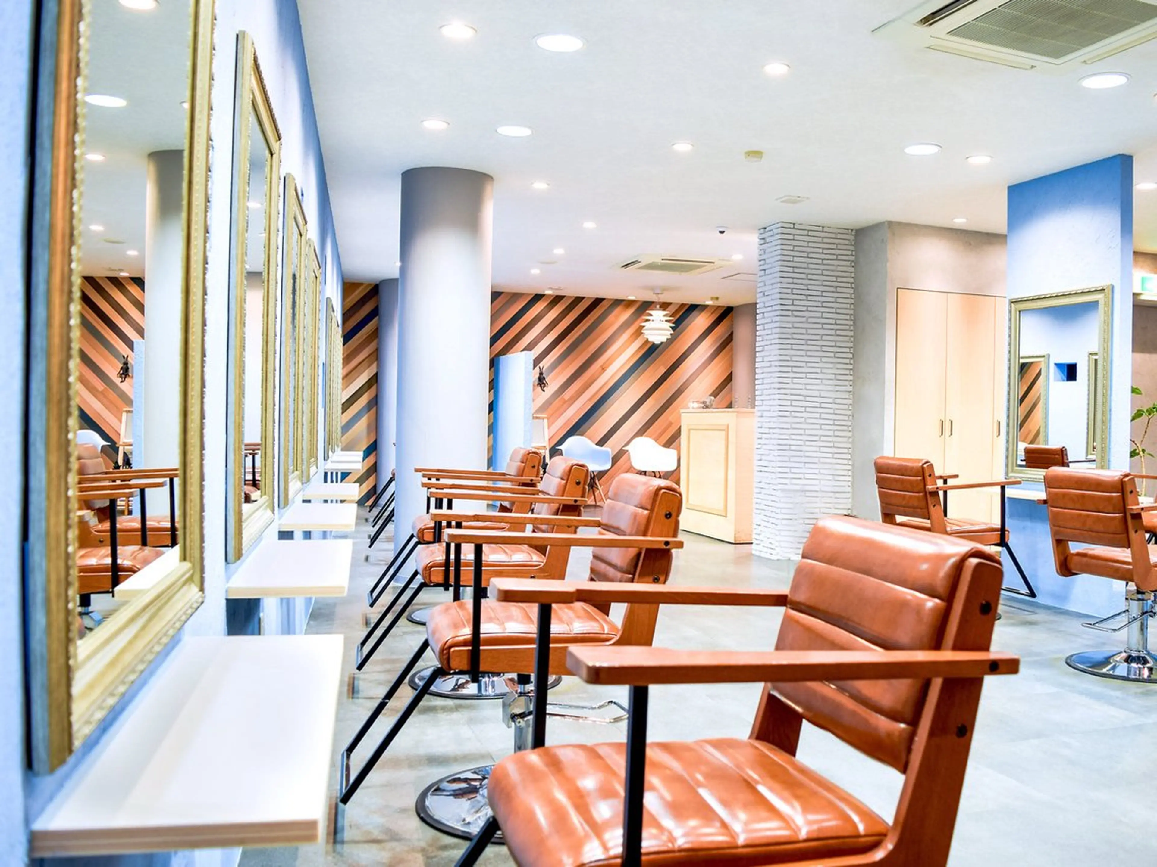 #韓国ハイトーン💓 TOWAのヘアスタイル