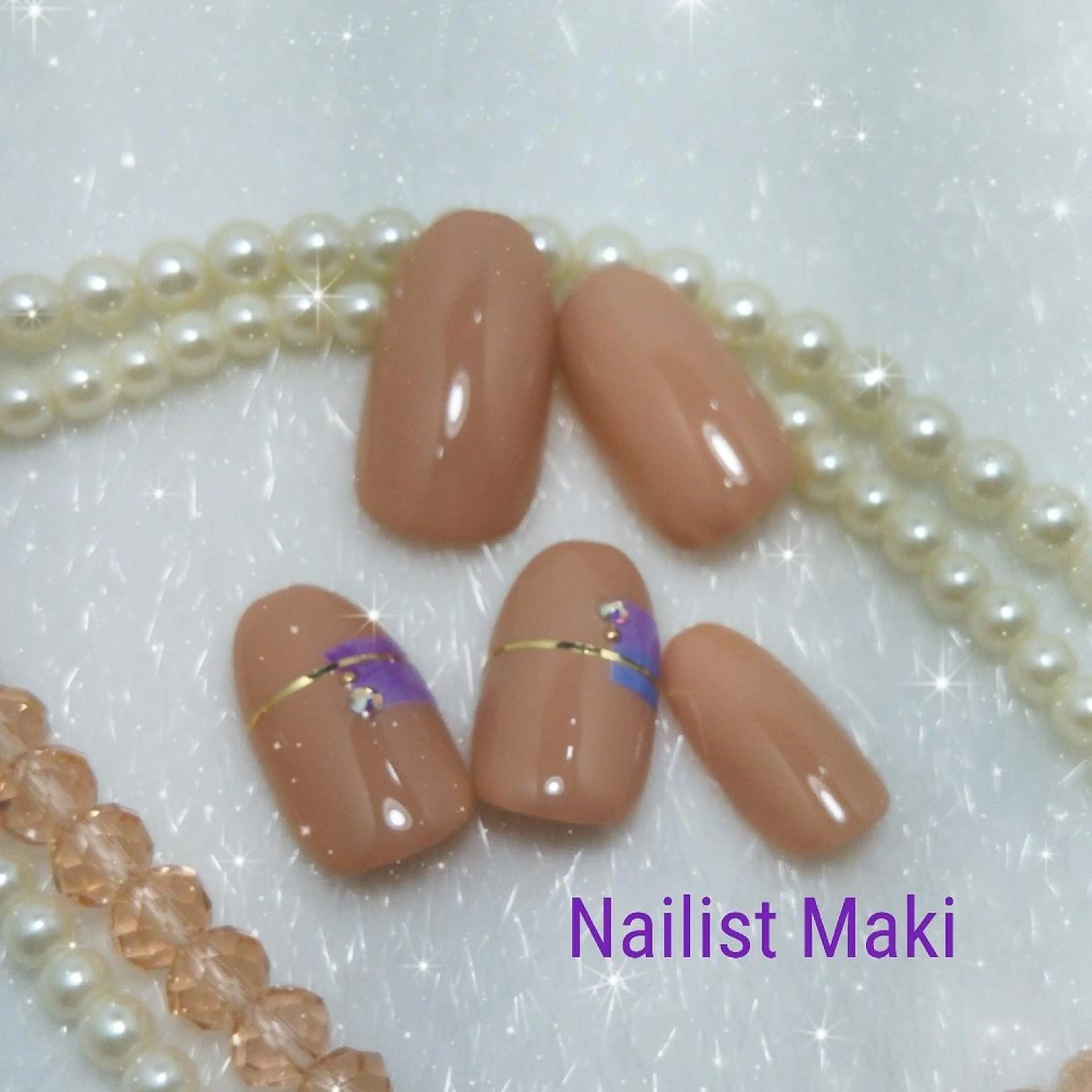 ネイル 小顔・毛穴・たるみ ネイル　似内真樹のエステ・リラクイメージ