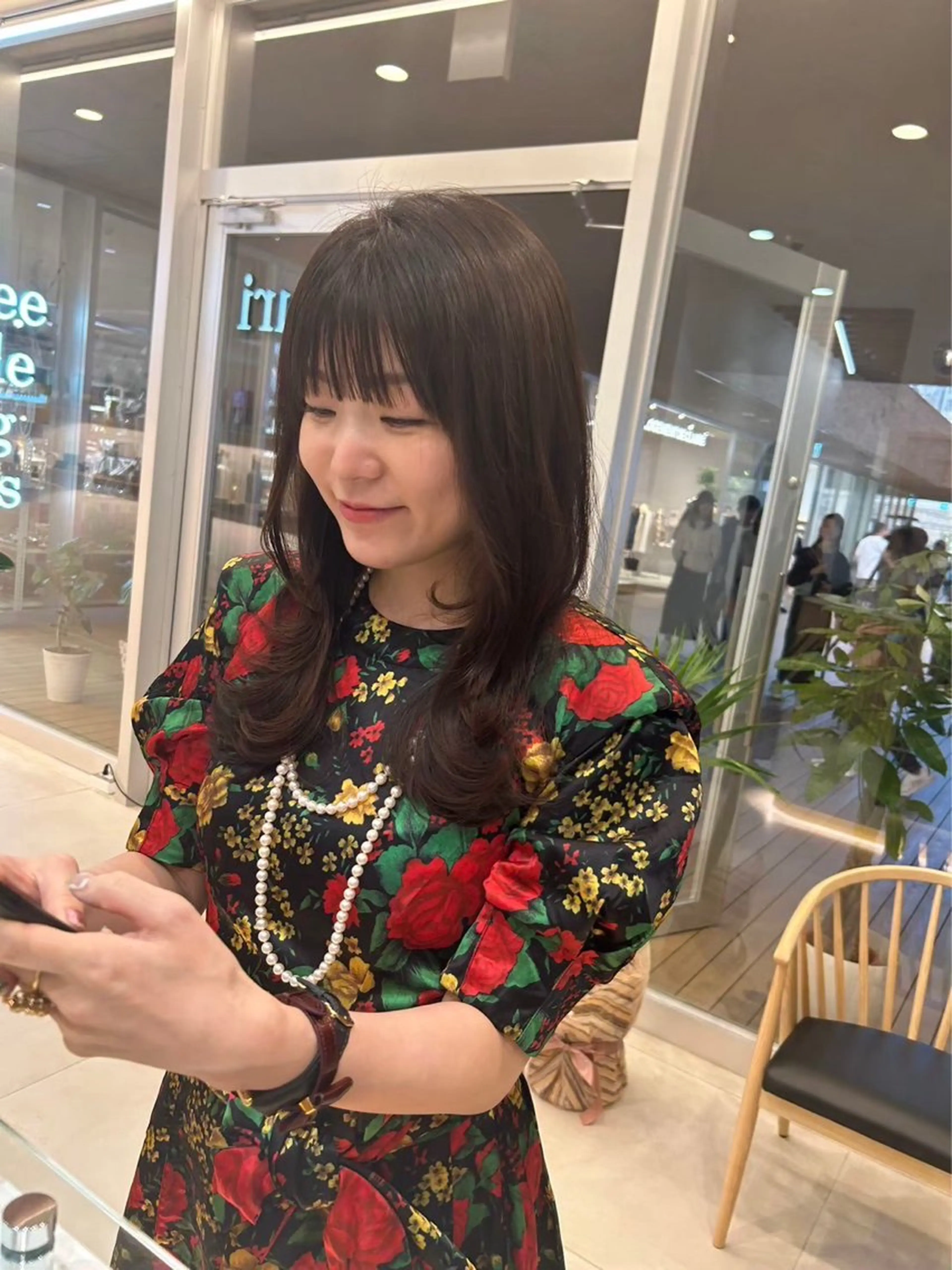 ロング 宮原 智美のヘアスタイル