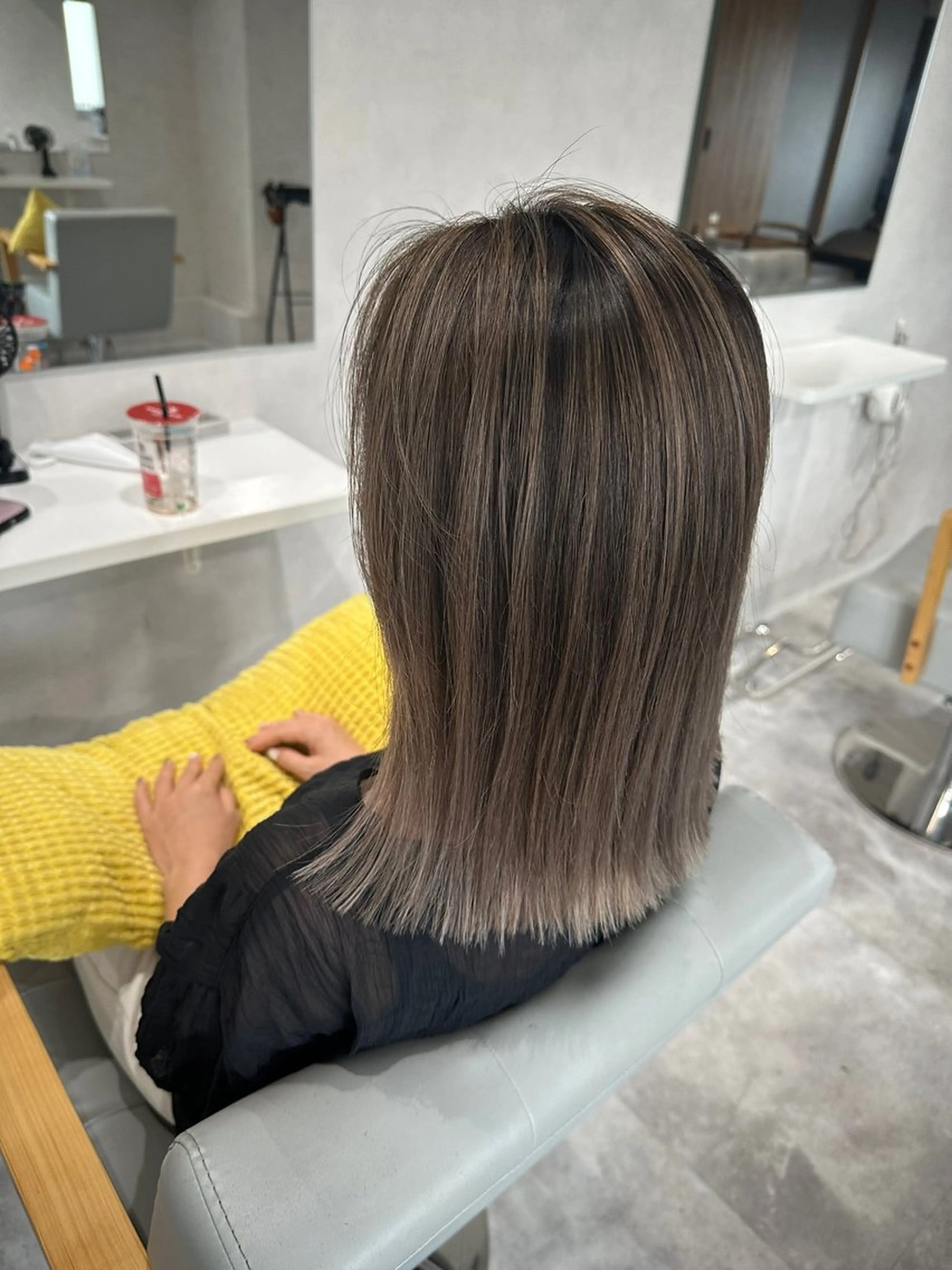 ミディアム カラー リュウタ ダイキのヘアスタイル