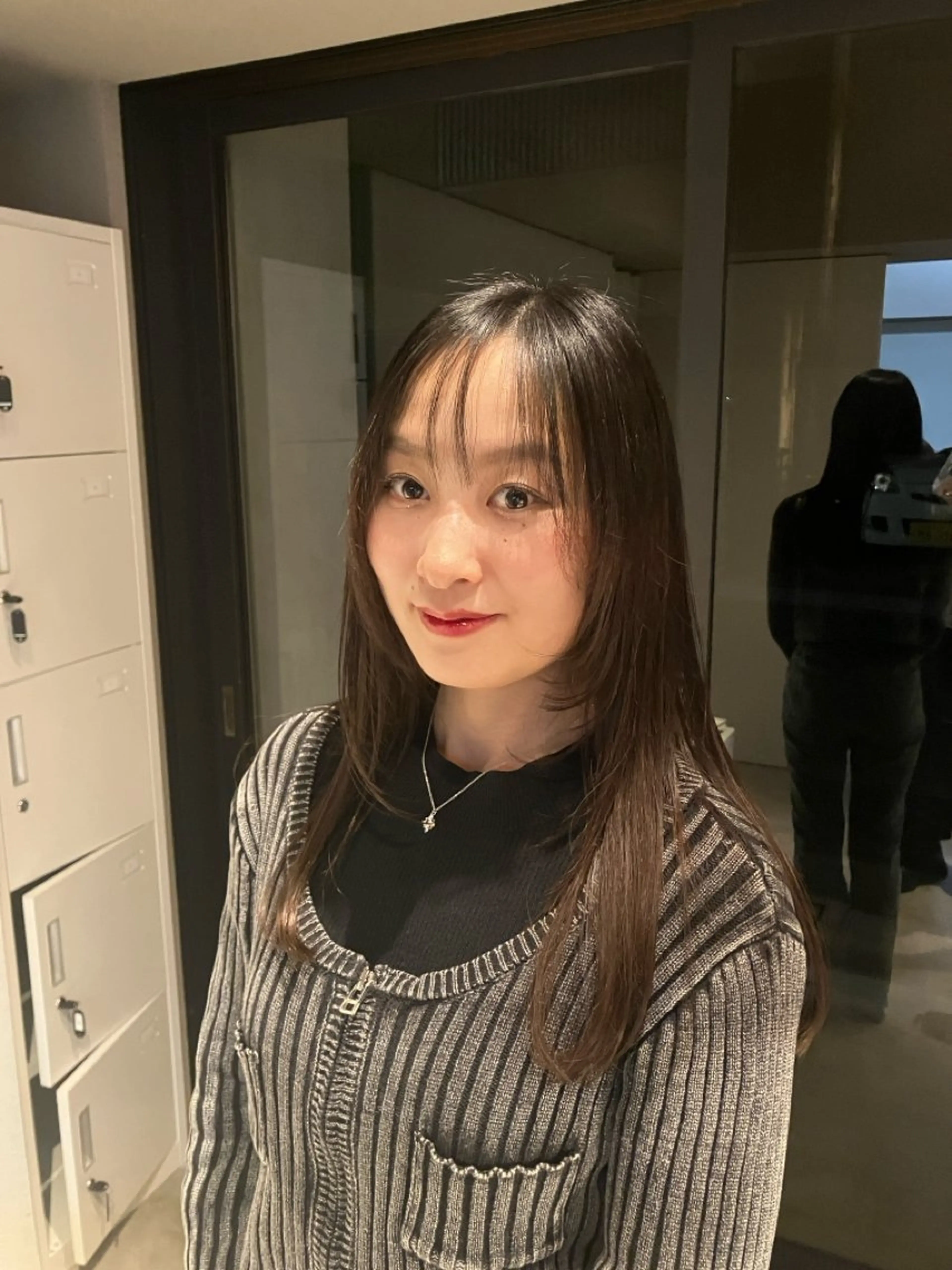 ロング カット THE ESSENCE 蔵前所属・怜音/ REONのヘアスタイル