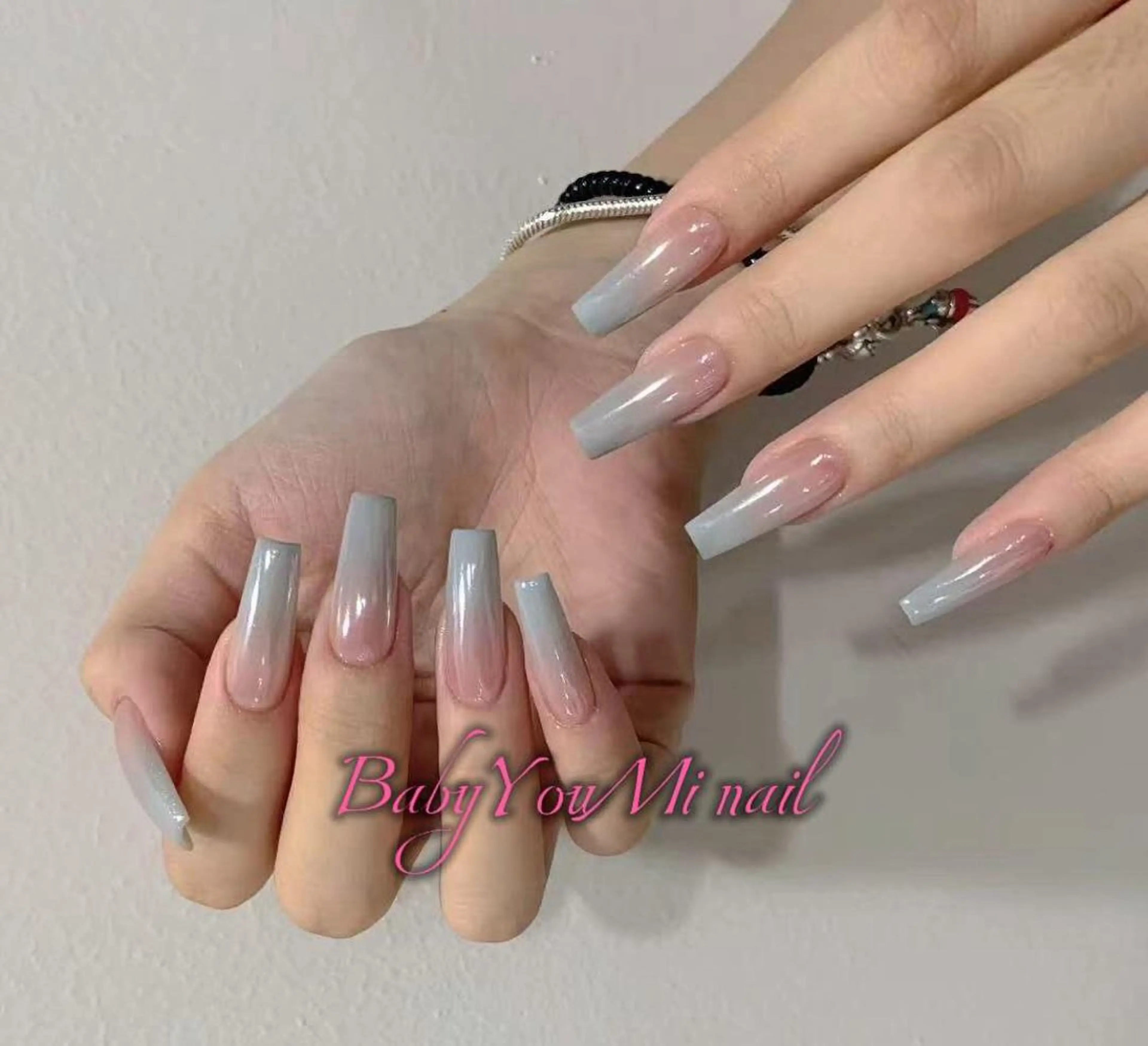 ネイル オーロラネイル フラワーネイル フットネイル フレンチネイル ジェルネイル ハンドネイル ハンドケア BabyYouMi nailのネイルデザイン