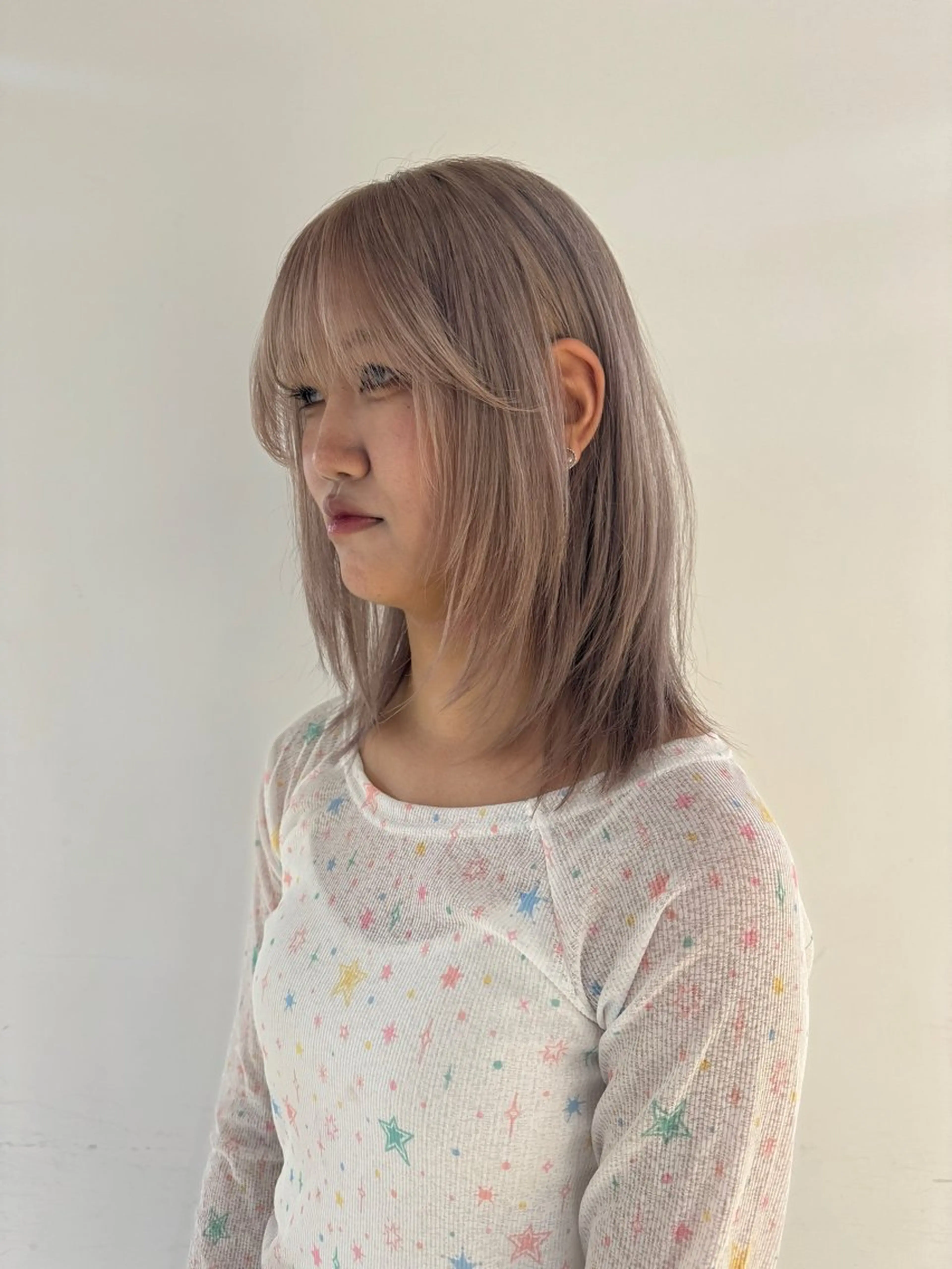 ミディアム ALBUM IKEBUKURO所属・池袋エリア　ブリーチ 支持率No.1のヘアスタイル