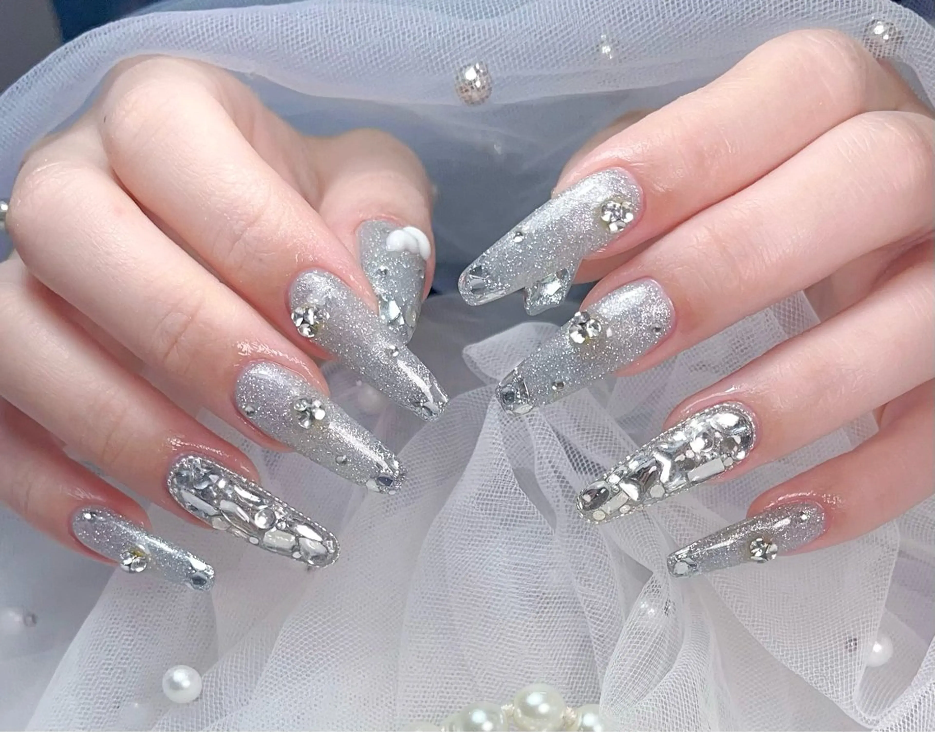 ネイル KiKO 🌻ひまわりサロンのネイルデザイン