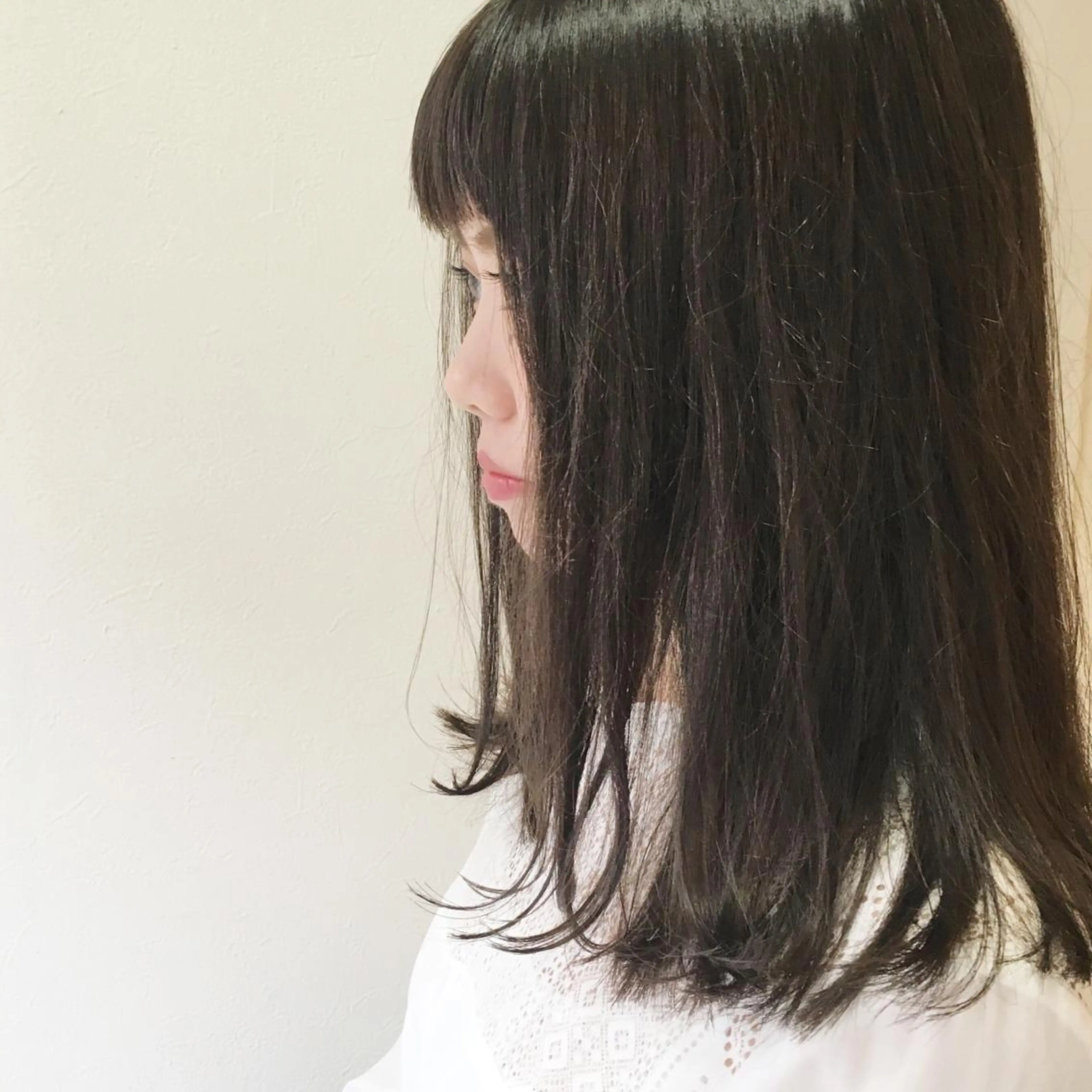 ミディアム セミロング カラー アッシュ アッシュグレー yuki hair所属・yuki watanabeのヘアスタイル