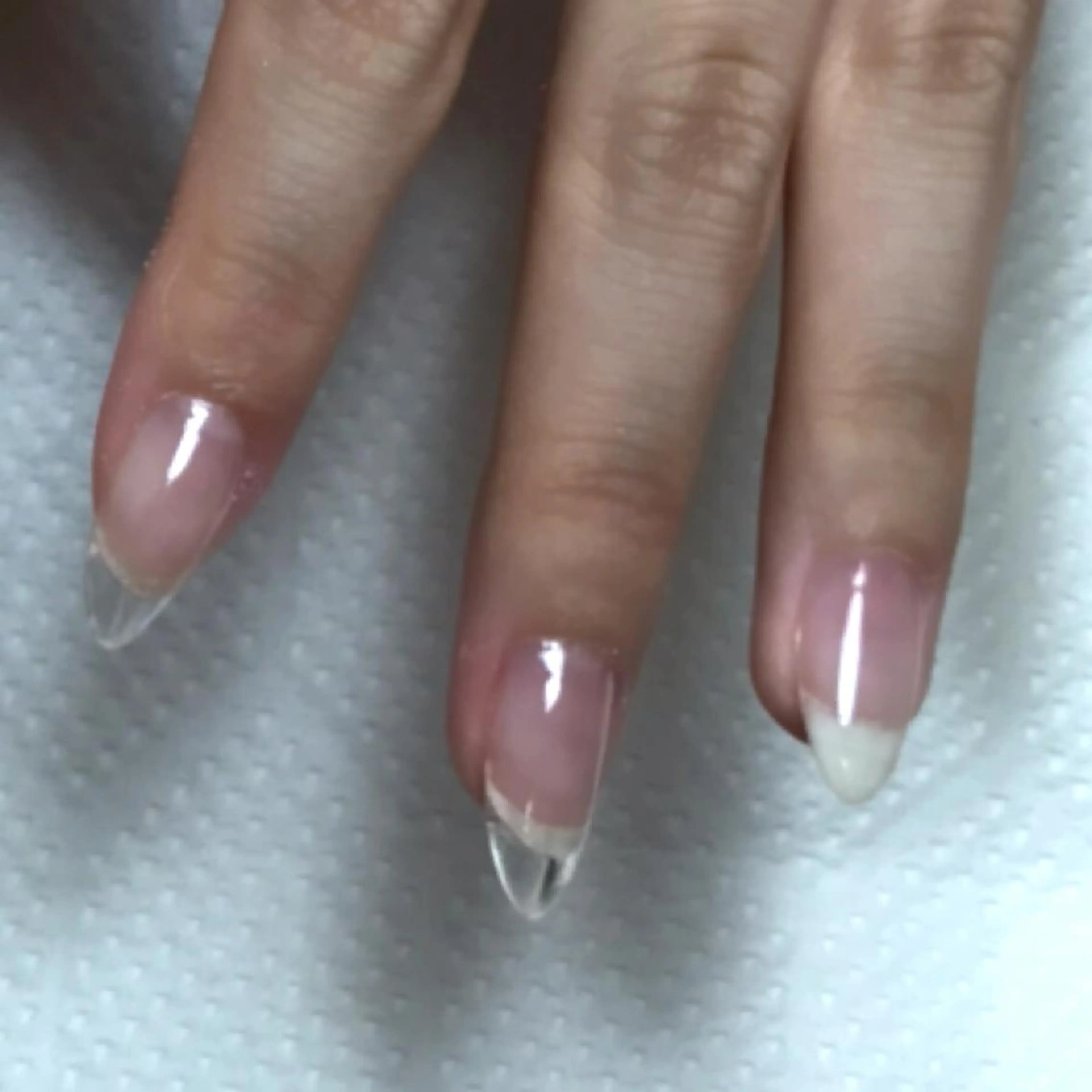 ネイル クリアネイル スカルプネイル ハンドネイル 深爪を断らない スカルプ高評価店のネイルデザイン