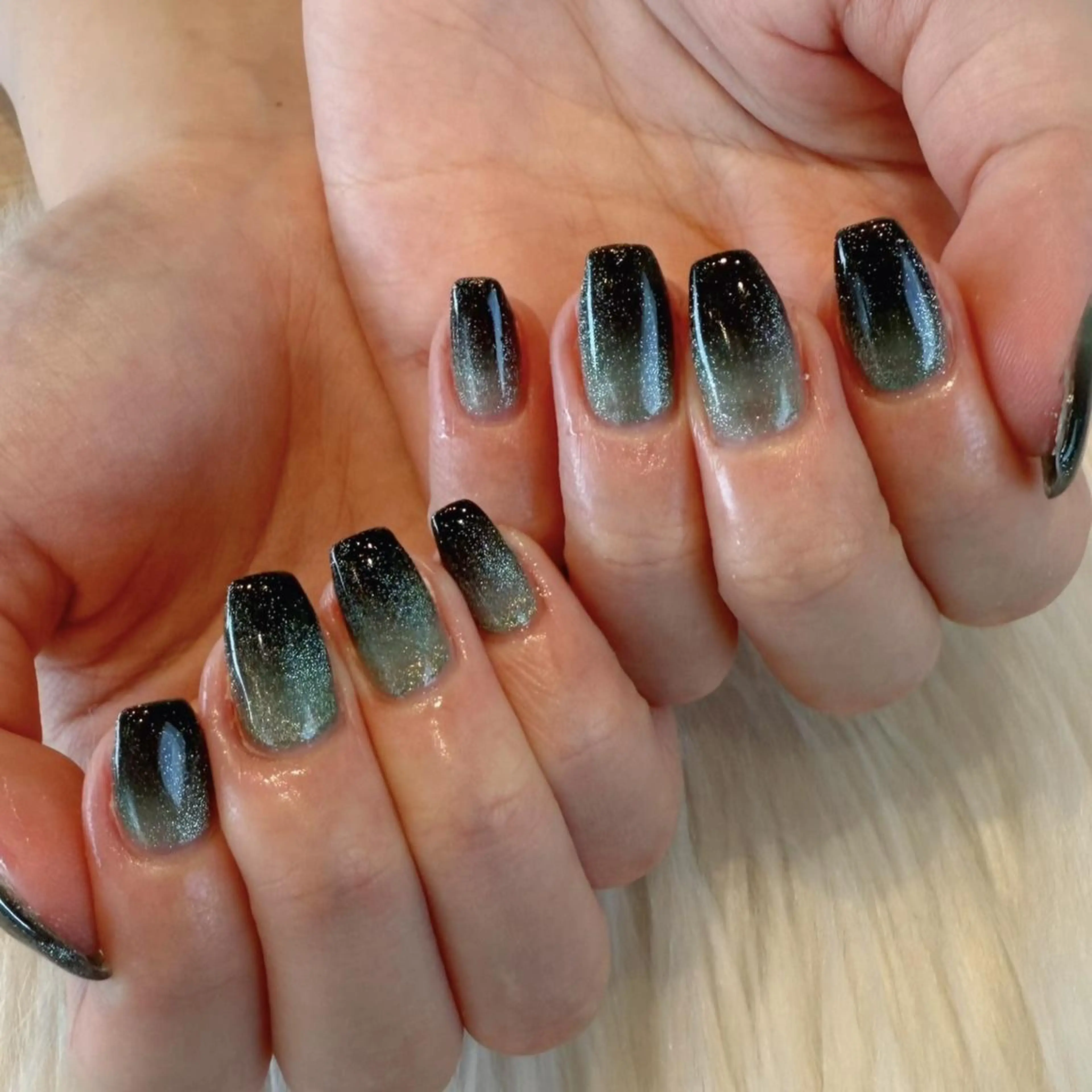 ネイル グラデーション ハンドネイル Kanai Harukaのネイルデザイン