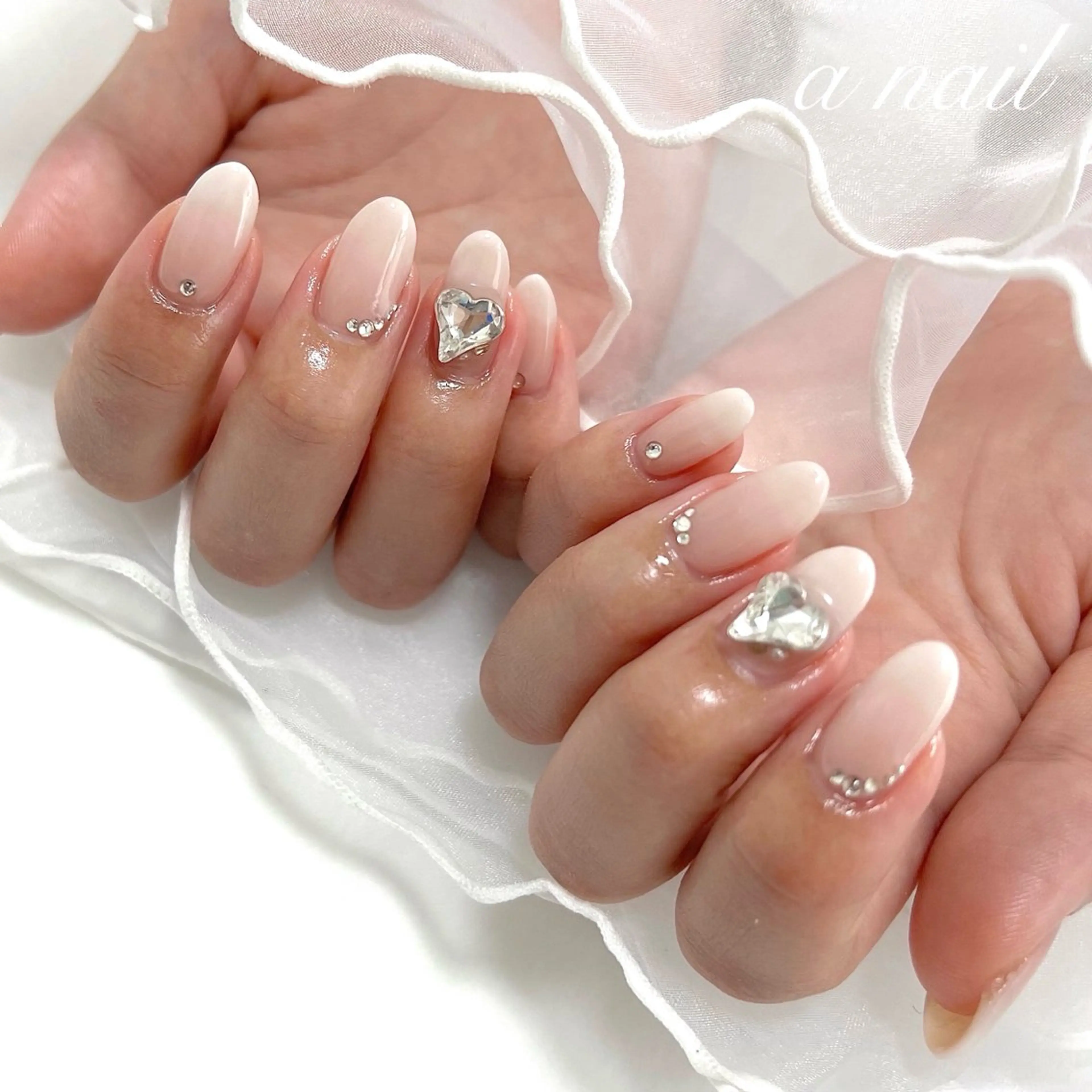 ネイル グラデーション 持ち込み パステルネイル 春ネイル Salon_ a.nailのネイルデザイン