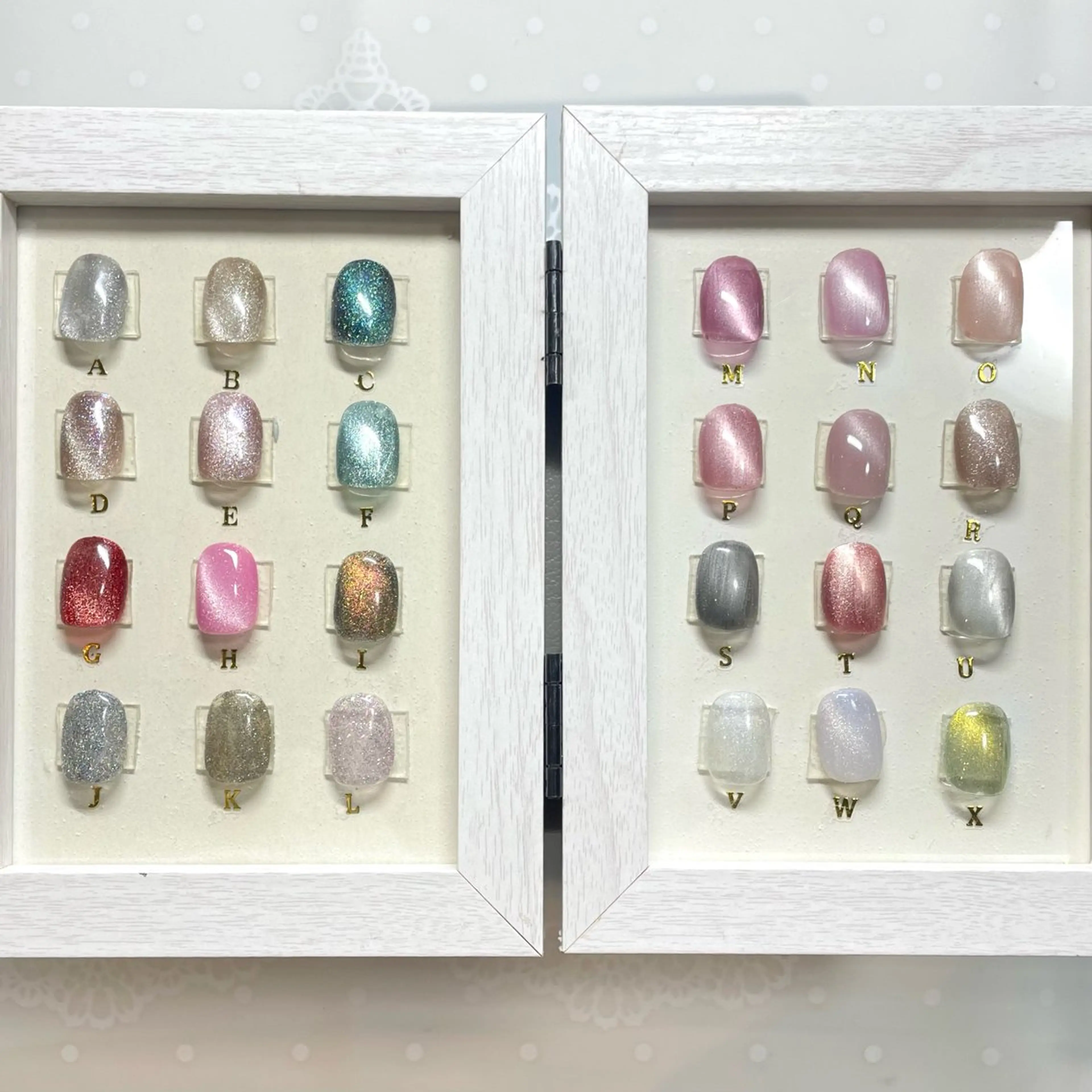 ハンド💛マグネットネイルの写真