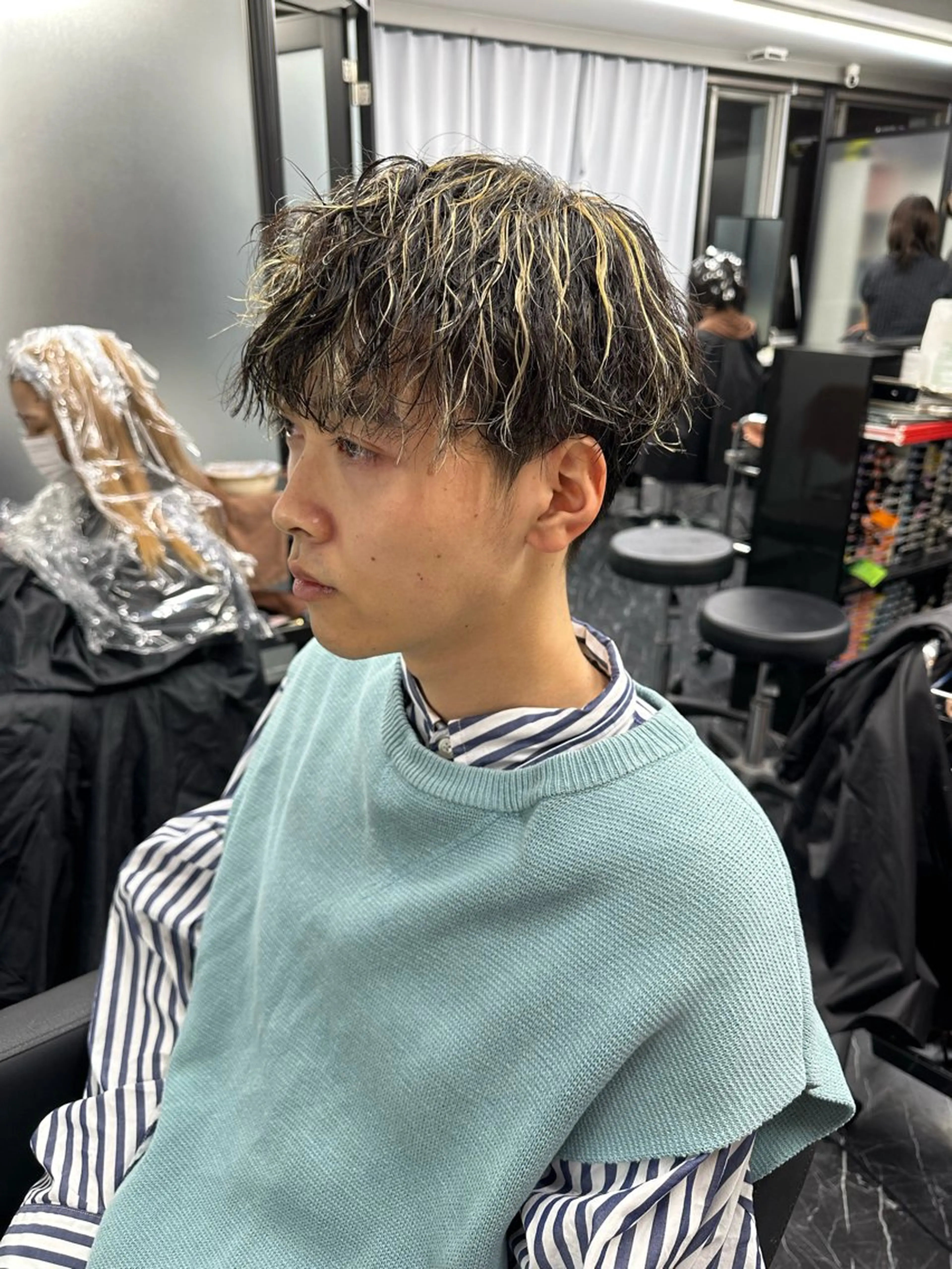 【フルチェンジ☆】 メンズカット+メッシュカラー+パーマの写真