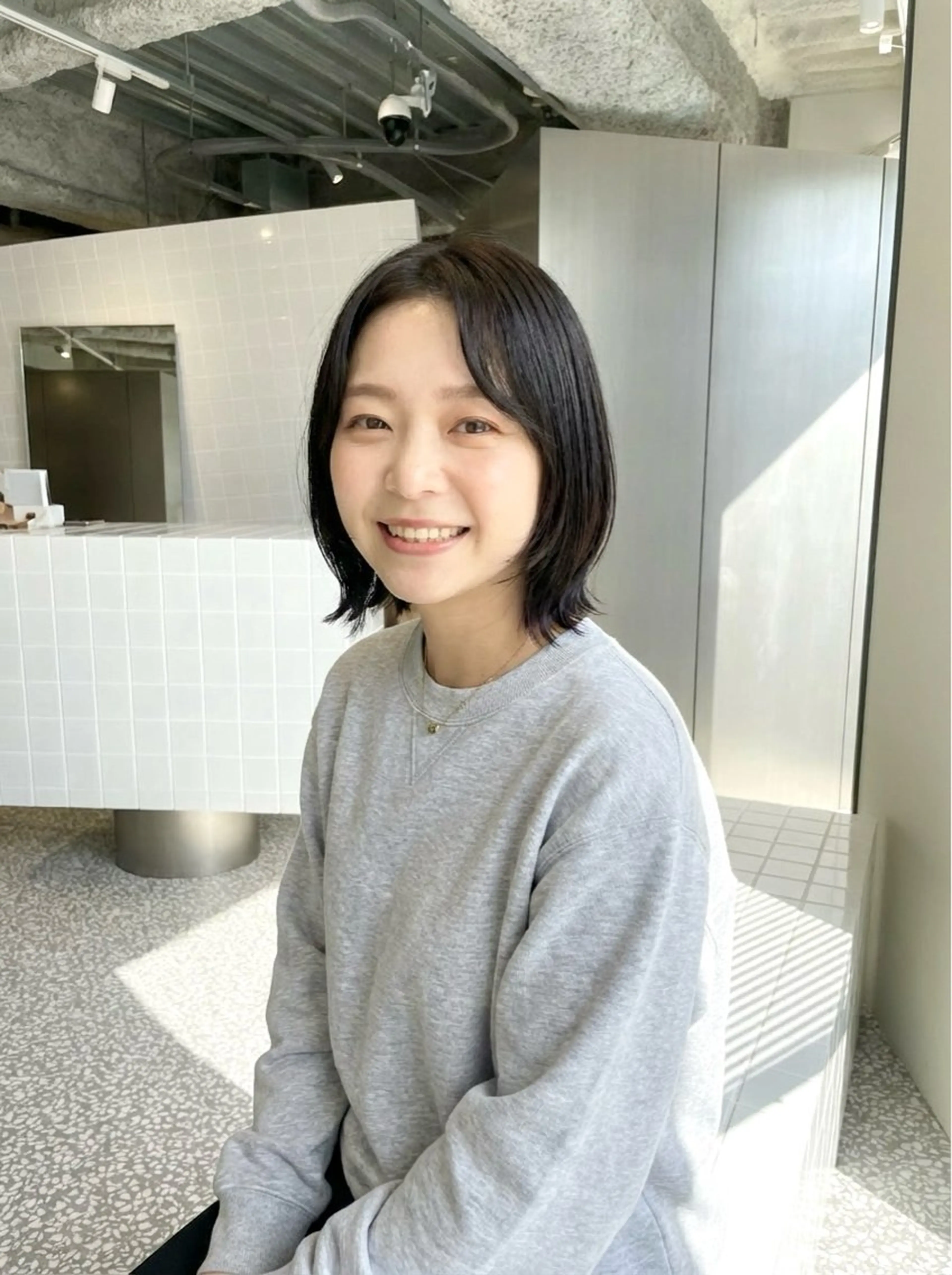 ミディアム カラー 梅田/似合わせ/ イサミカズヒロのヘアスタイル