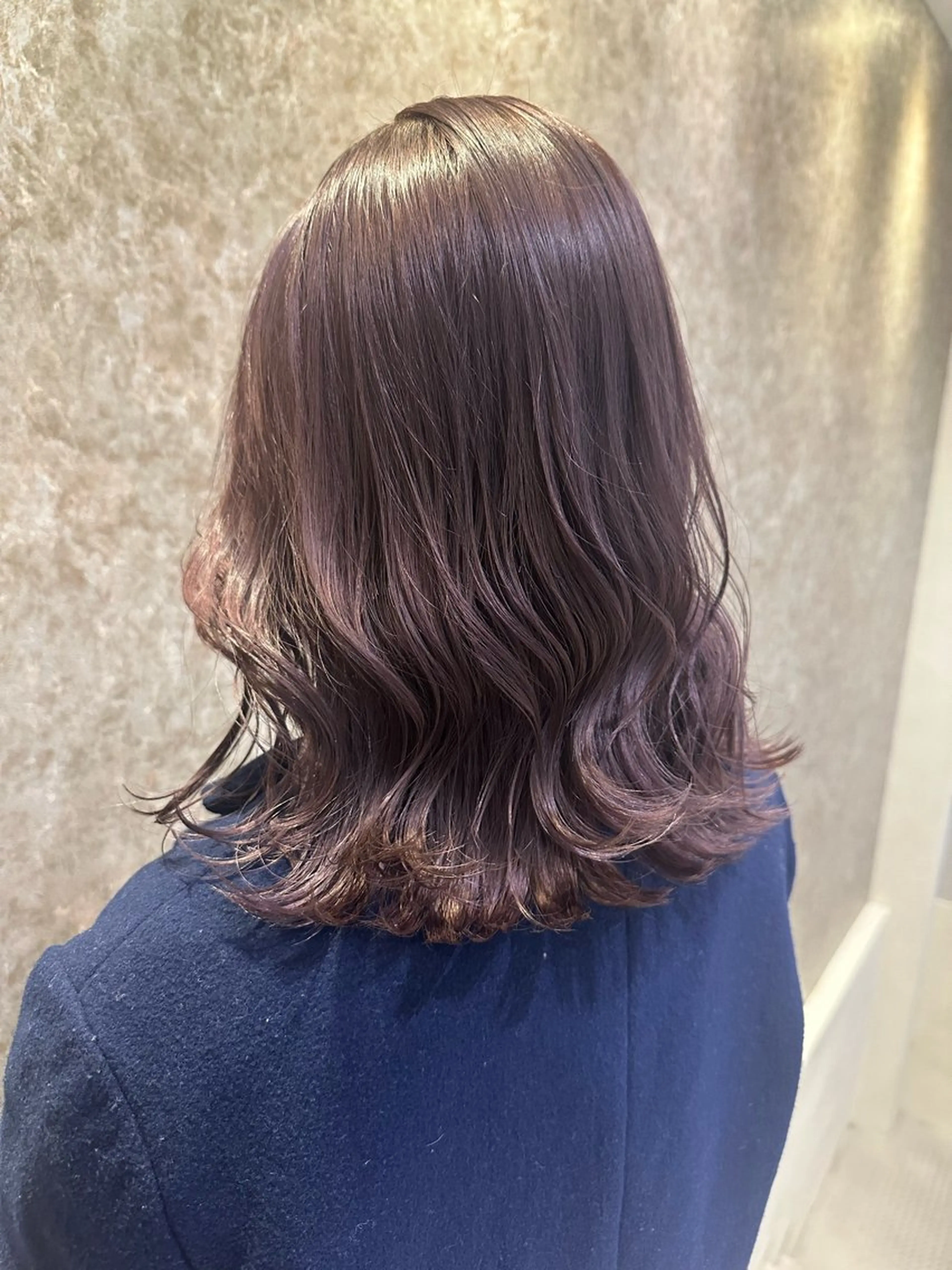 ミディアム カラー ブリーチ ラベンダーカラー ピンクカラー ピンクラベンダー MAHO/透明感カラ ー/ツヤ髪のヘアスタイル