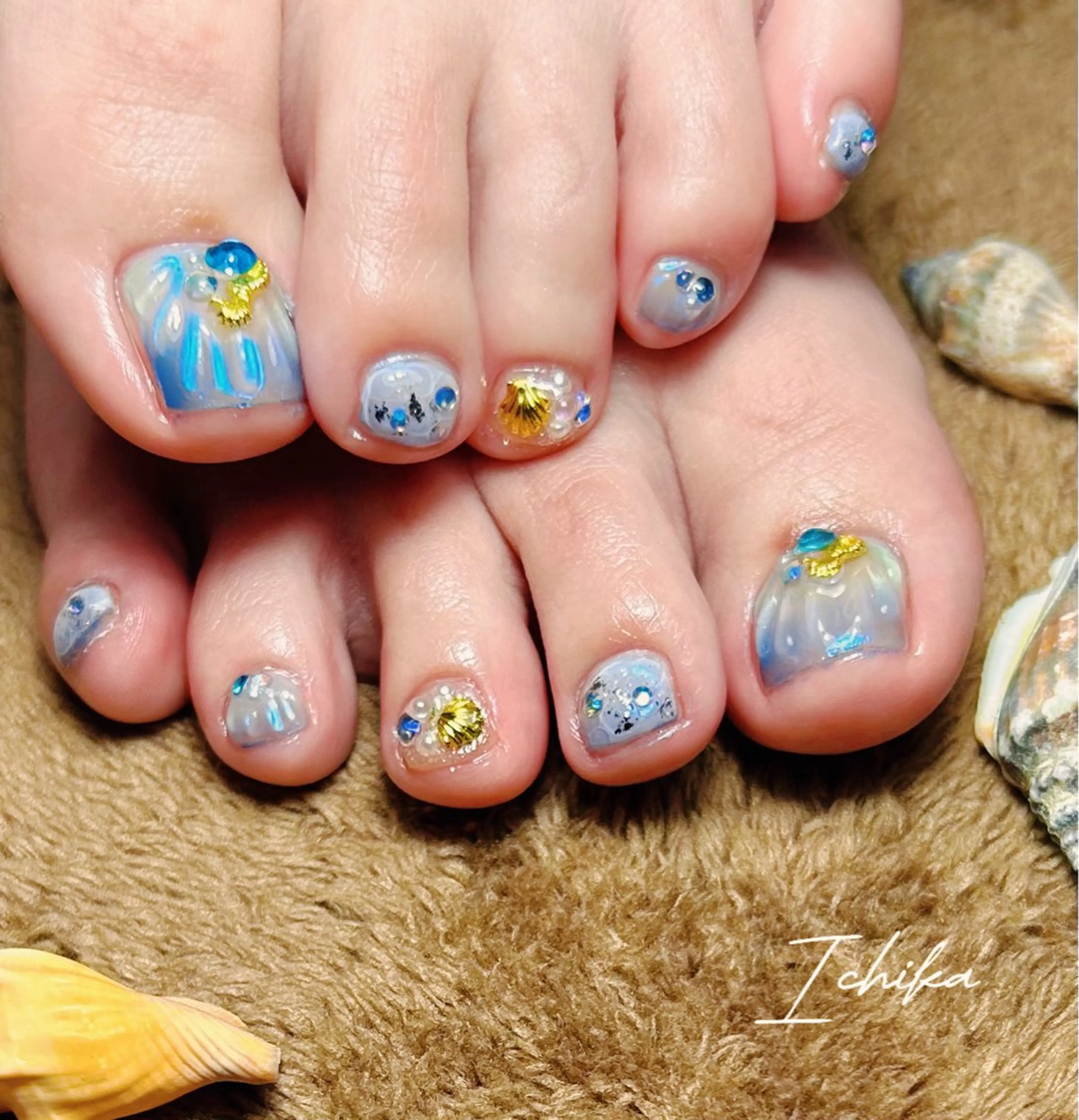 フットネイル（持ち込みデザイン）要相談　　※時間制限150分の写真