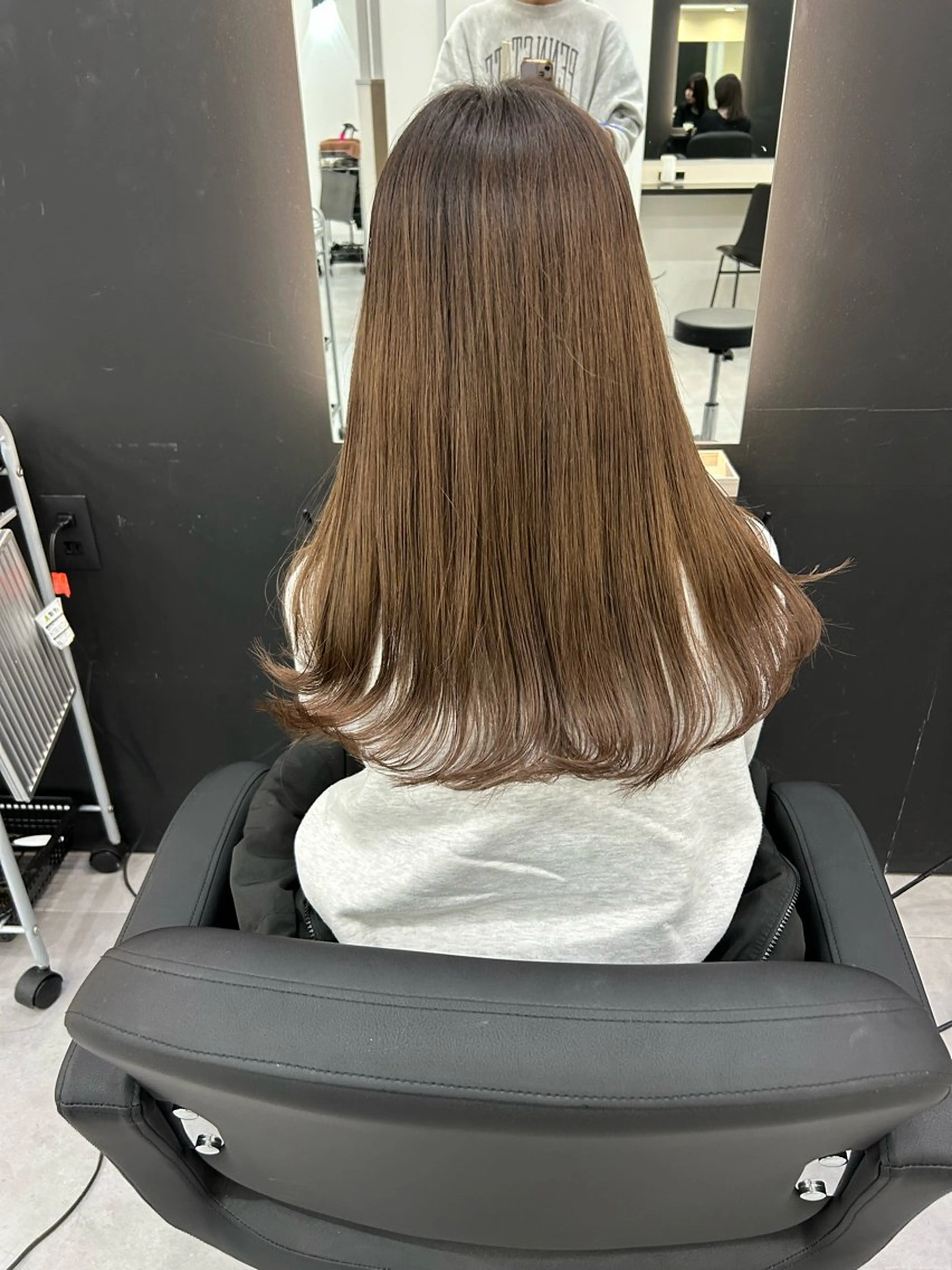 セミロング 善財 康葵のヘアスタイル