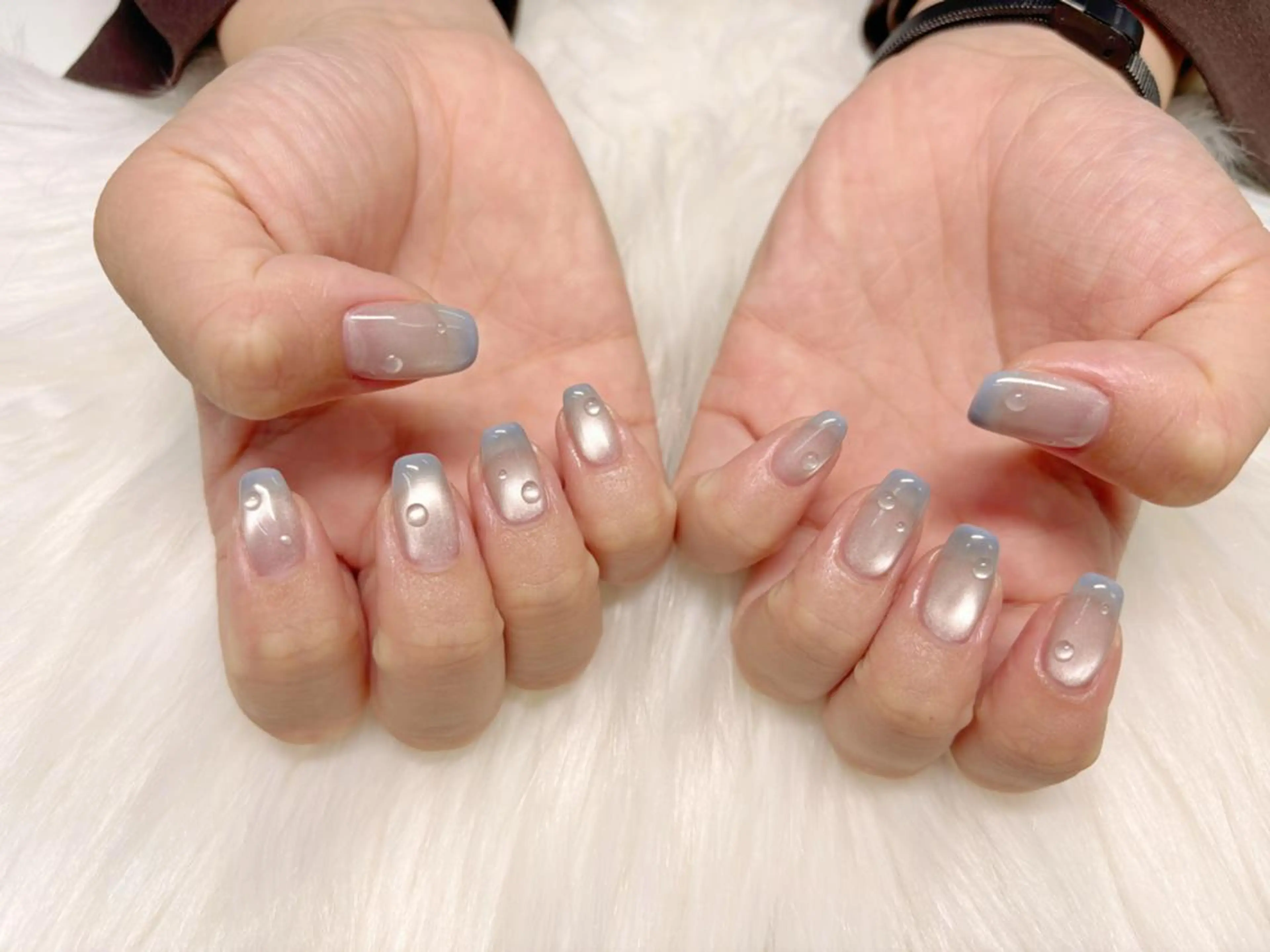 ネイル オーロラネイル チークネイル 長さ出し フットネイル フレンチネイル ハンドネイル リラネイル すみれのネイルデザイン