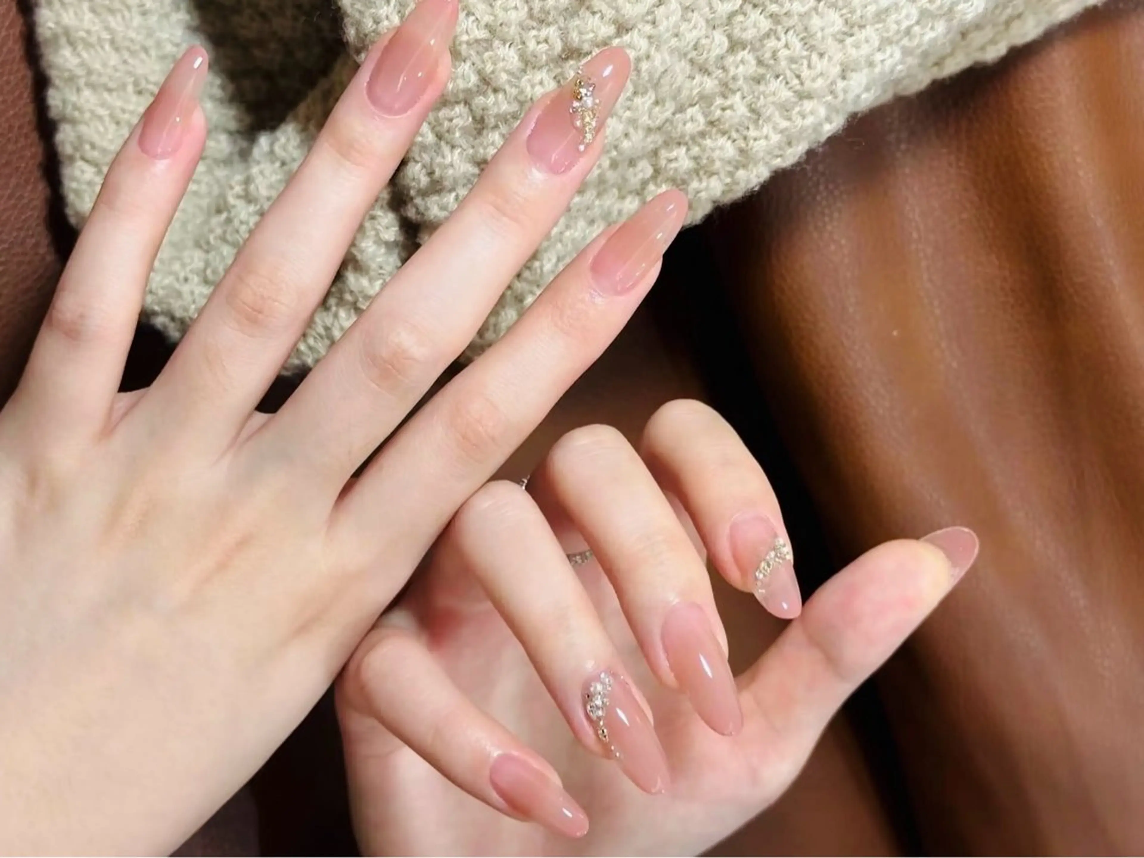 ネイル アートネイル グラデーション ラメ(グリッター) ラメグラデーション オフィスネイル ハンドネイル ハンドケア DarkHoney 池袋店のネイルデザイン