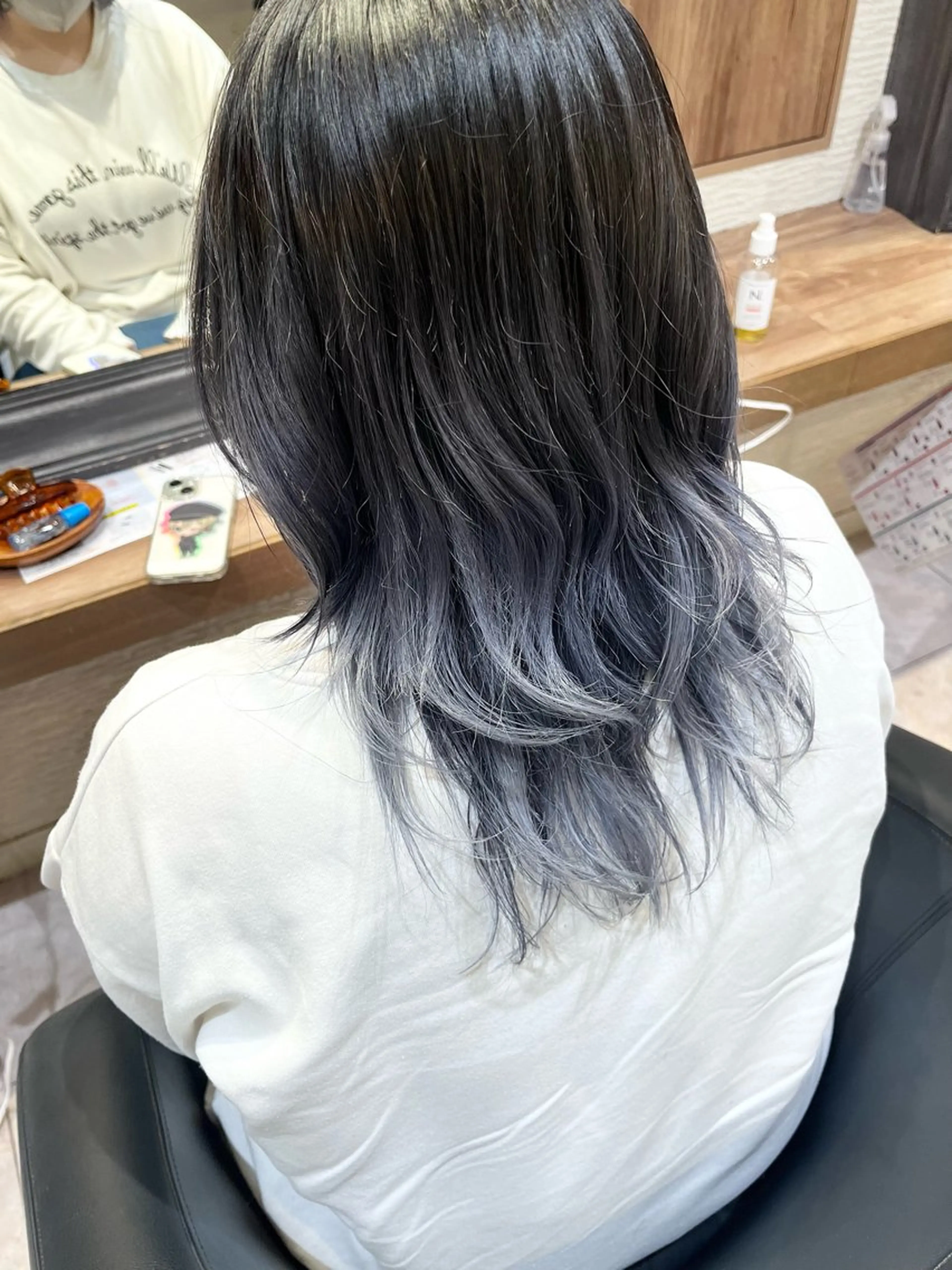 セミロング 🐺ウルフ× ハイトーン🐺MOEのヘアスタイル