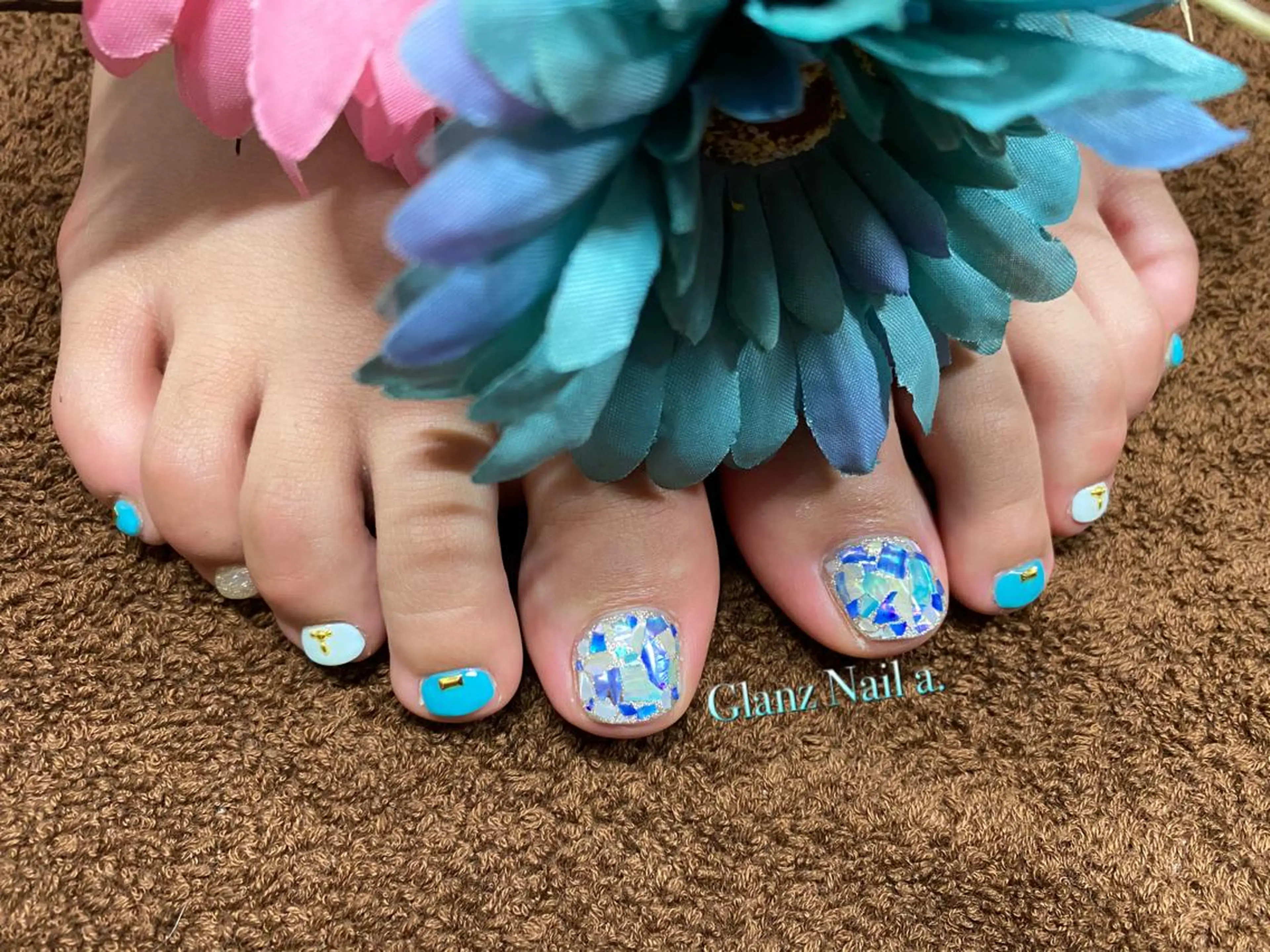 ネイル キラキラネイル Glanz  Nail aのネイルデザイン