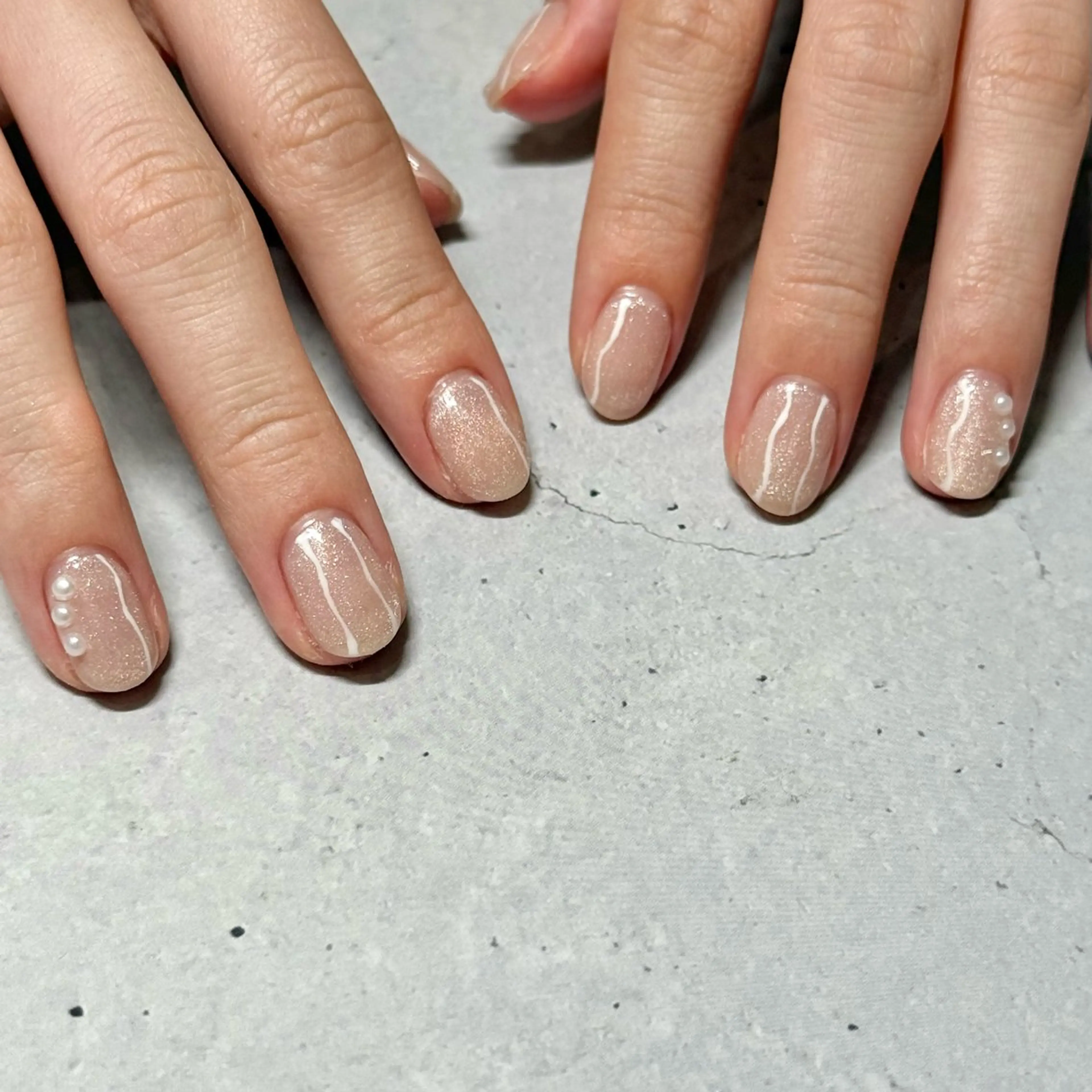 ネイル ハンドネイル chika .のネイルデザイン