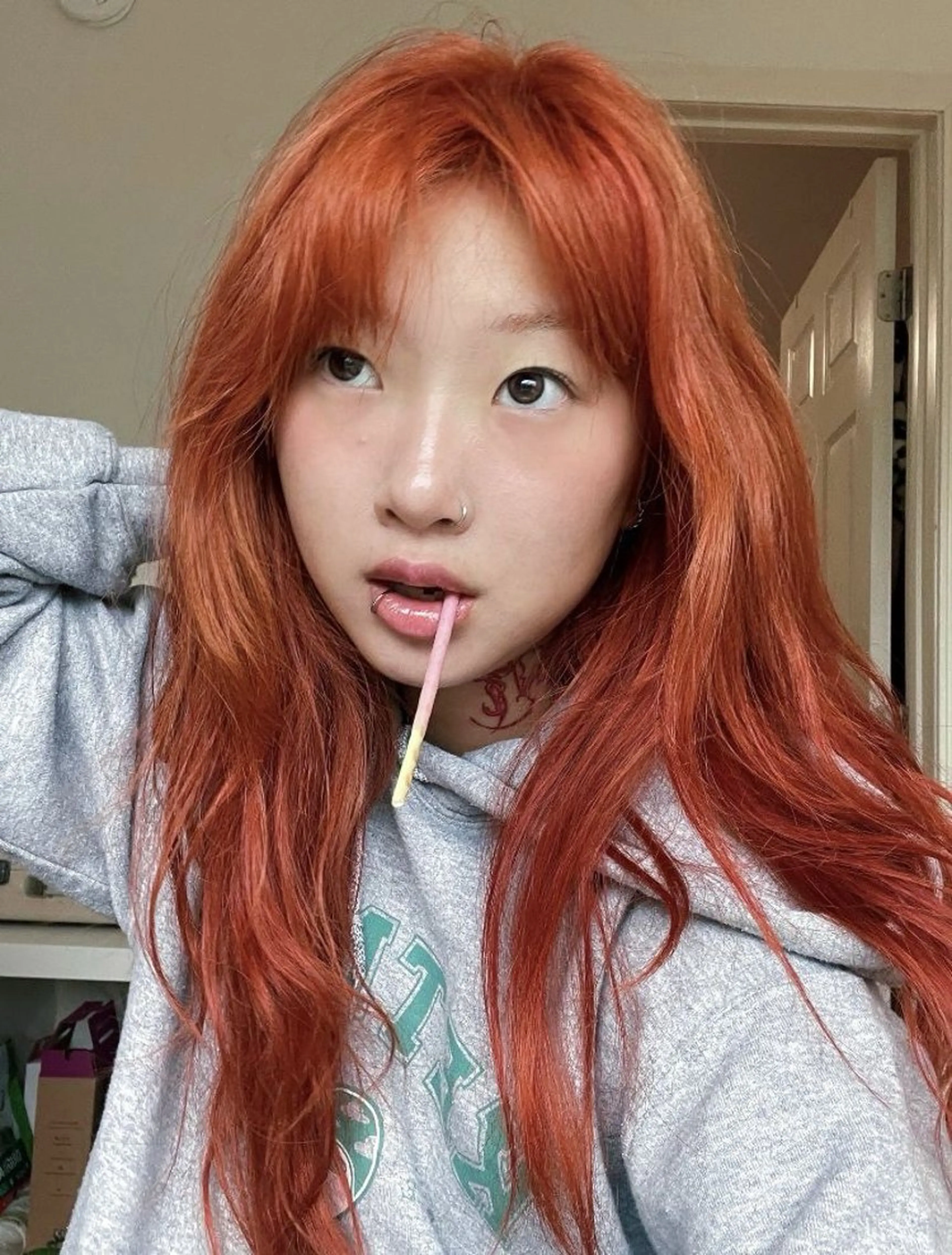 カラー 海外レイヤー/ パーマ‪/表参道のヘアスタイル