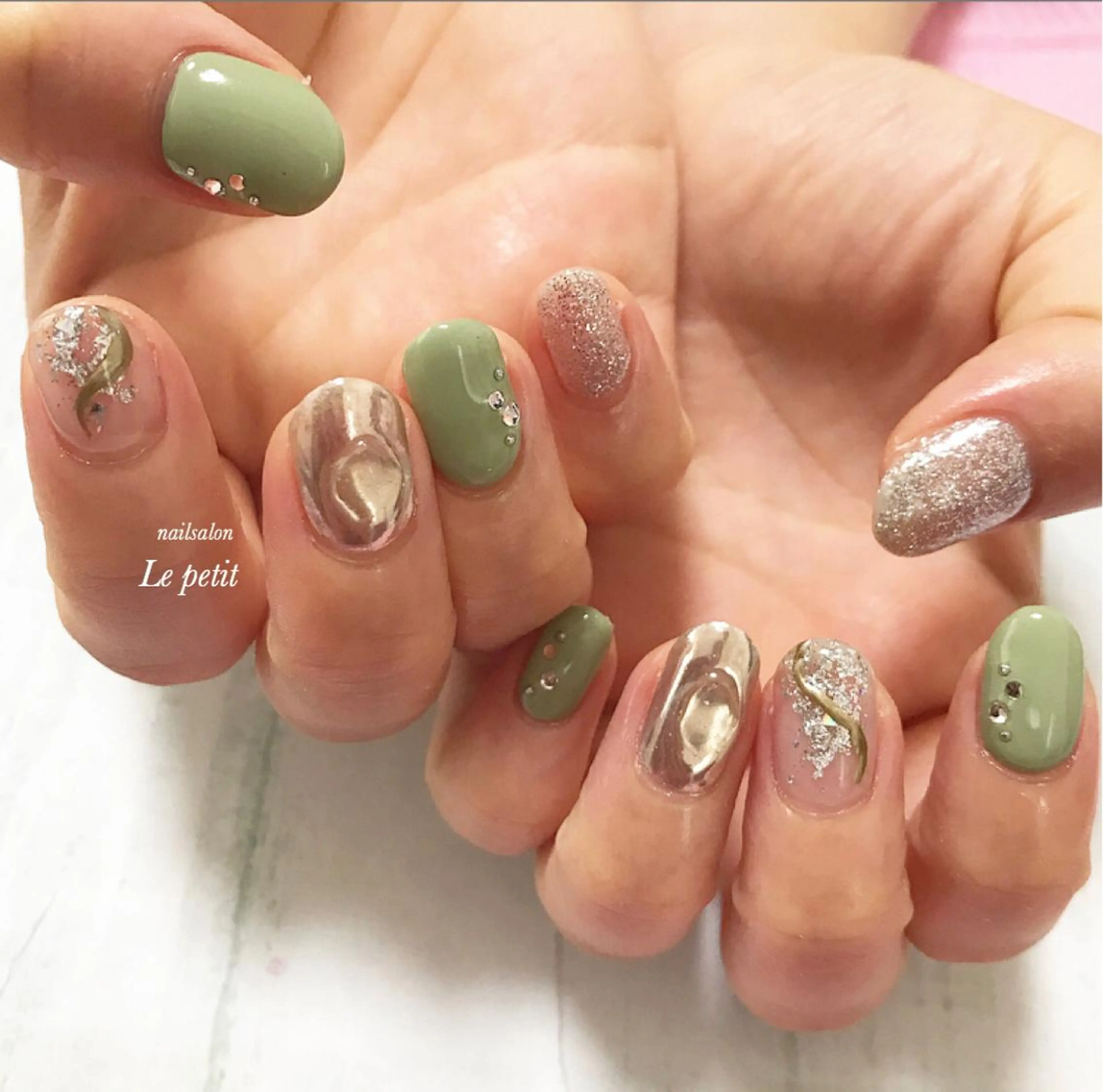 ネイル 石野 広佳のネイルデザイン