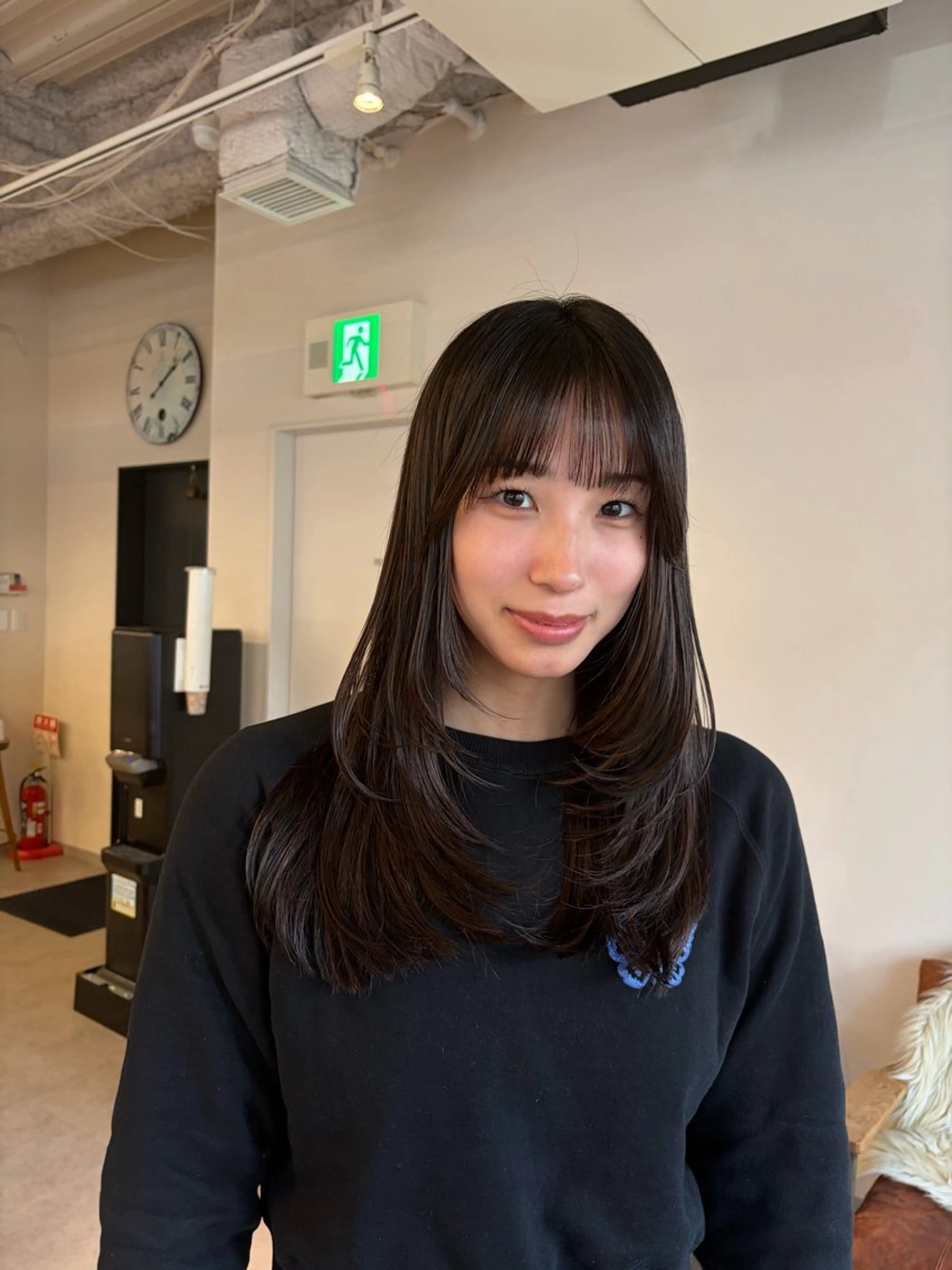 ロング レイヤーカット ブリーチなし透明感/ レイヤー/天王寺のヘアスタイル