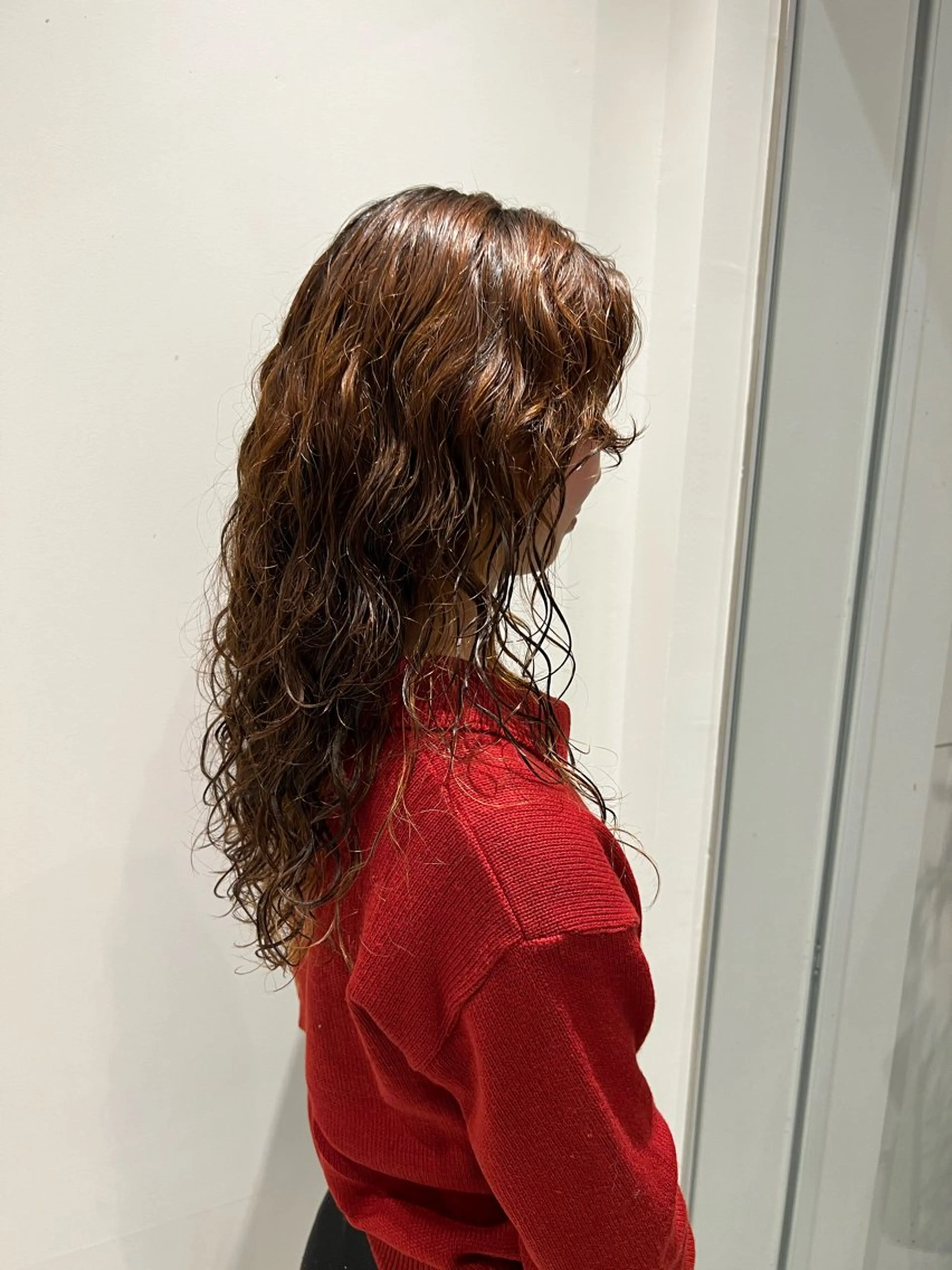 ロング パーマ 中山 優里のヘアスタイル