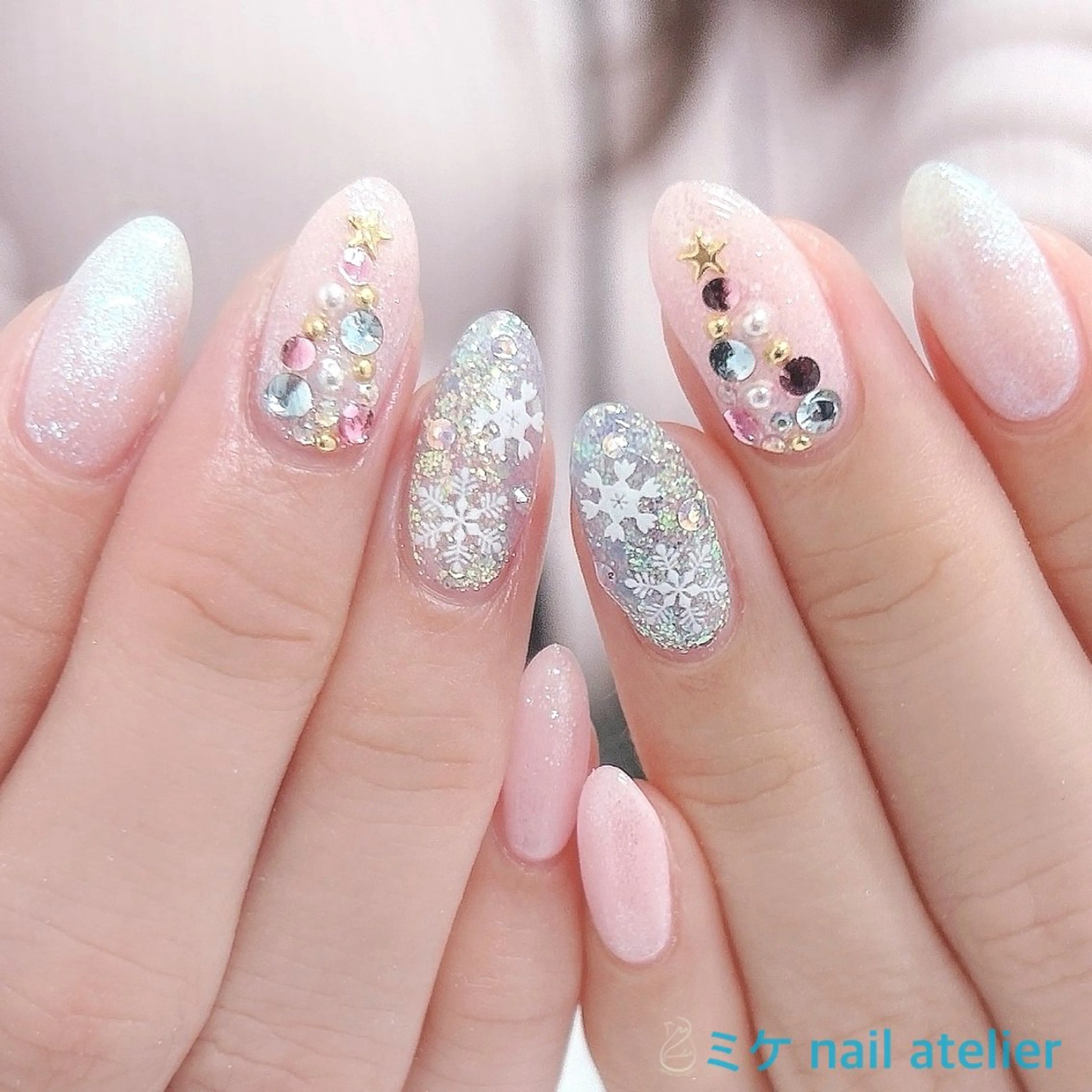 ネイル ジェルネイル ワンカラーネイル 冬ネイル クリスマス ハンドネイル h. rikaのネイルデザイン