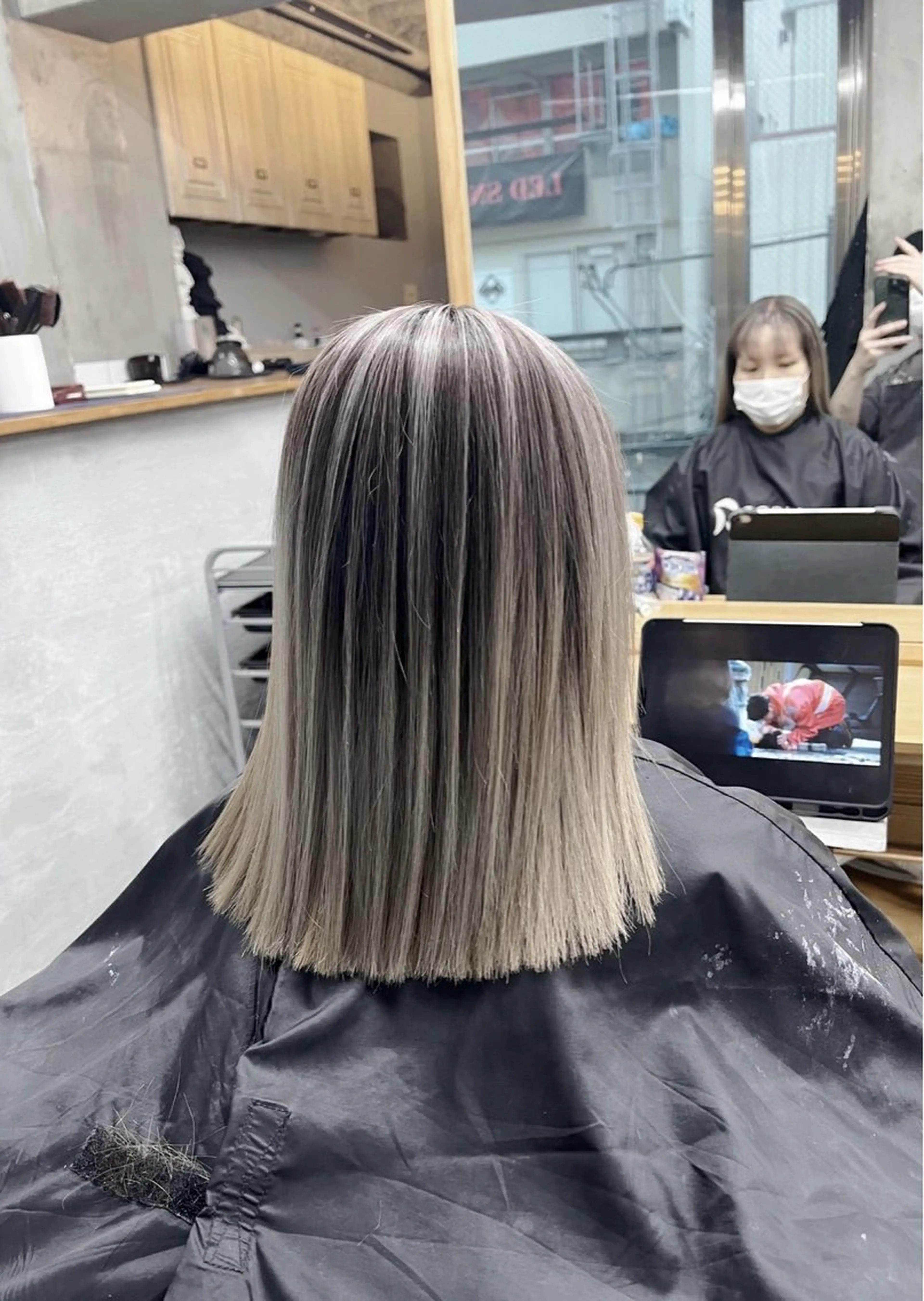 ショート カラー バレイヤージュ グレージュ レイヤーカット カット ヘアカラー トリートメント ROBIN所属・指名数No.1 /NAOYAのヘアスタイル