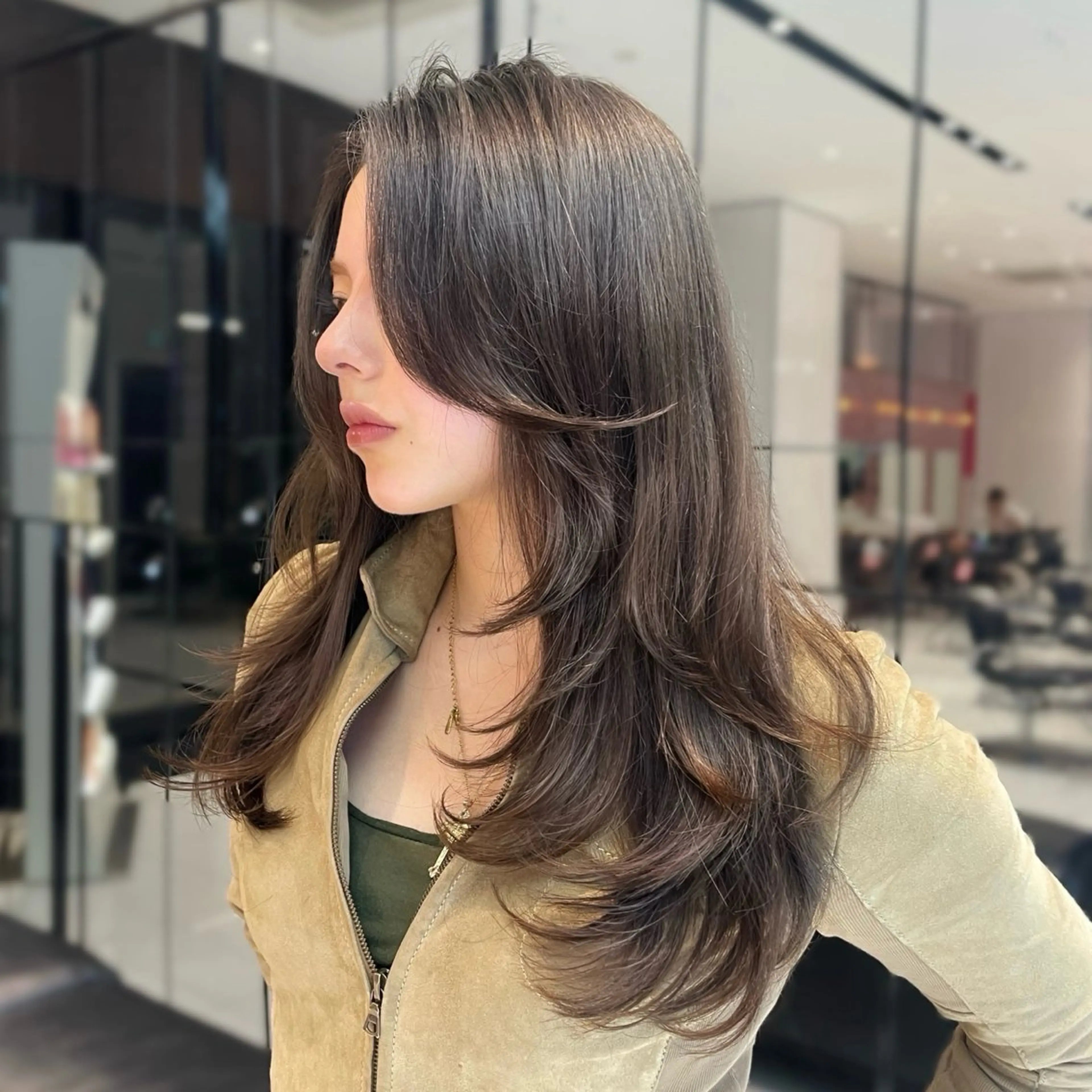 人気No.3‼️アジアンMIXなトレンドレイヤーカット💋🖤(シャンプー&ブロー,スタイリング込)の写真