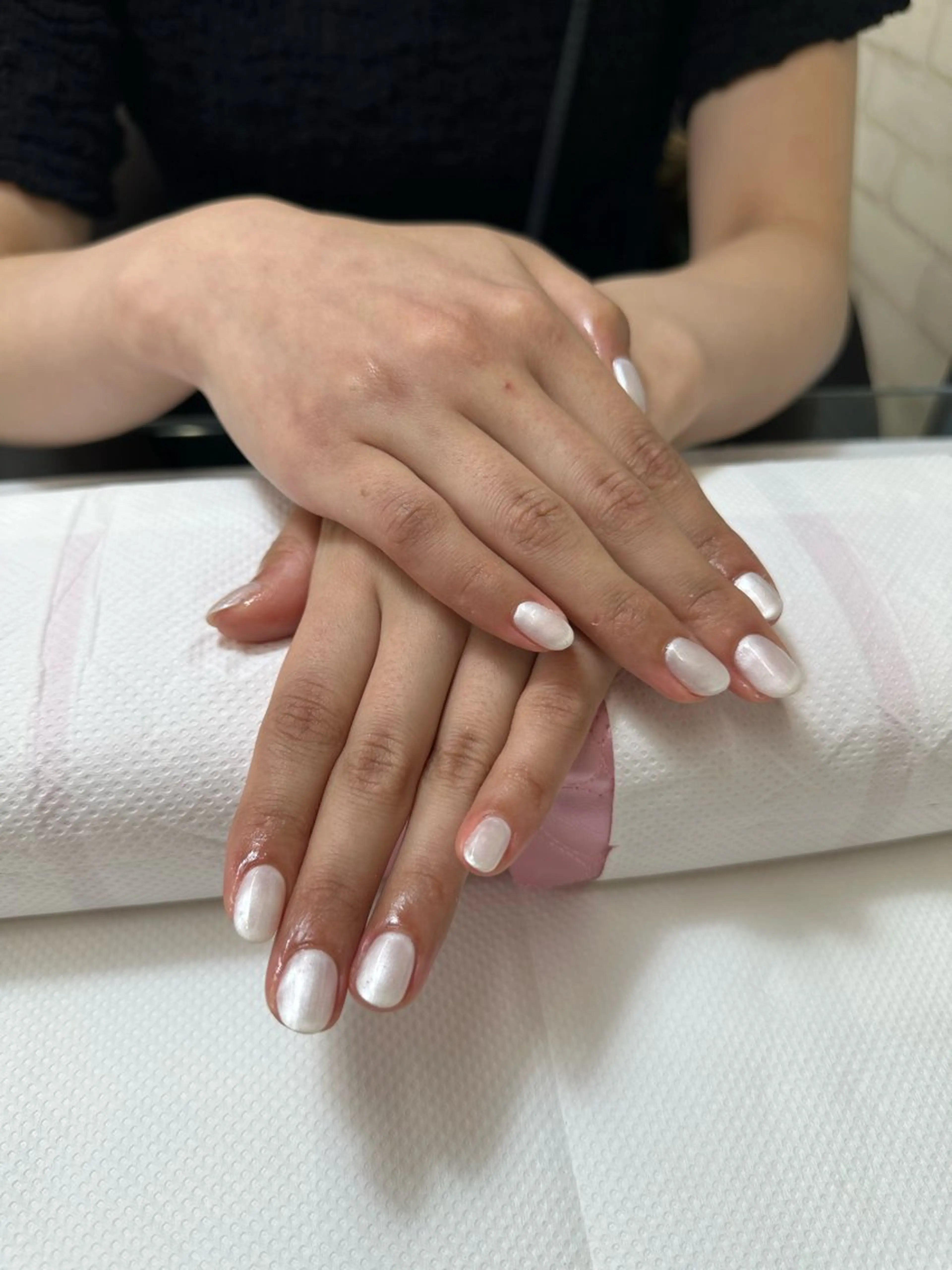 ネイル ホワイト 🤍  KOSONO AKANE  🤍のネイルデザイン